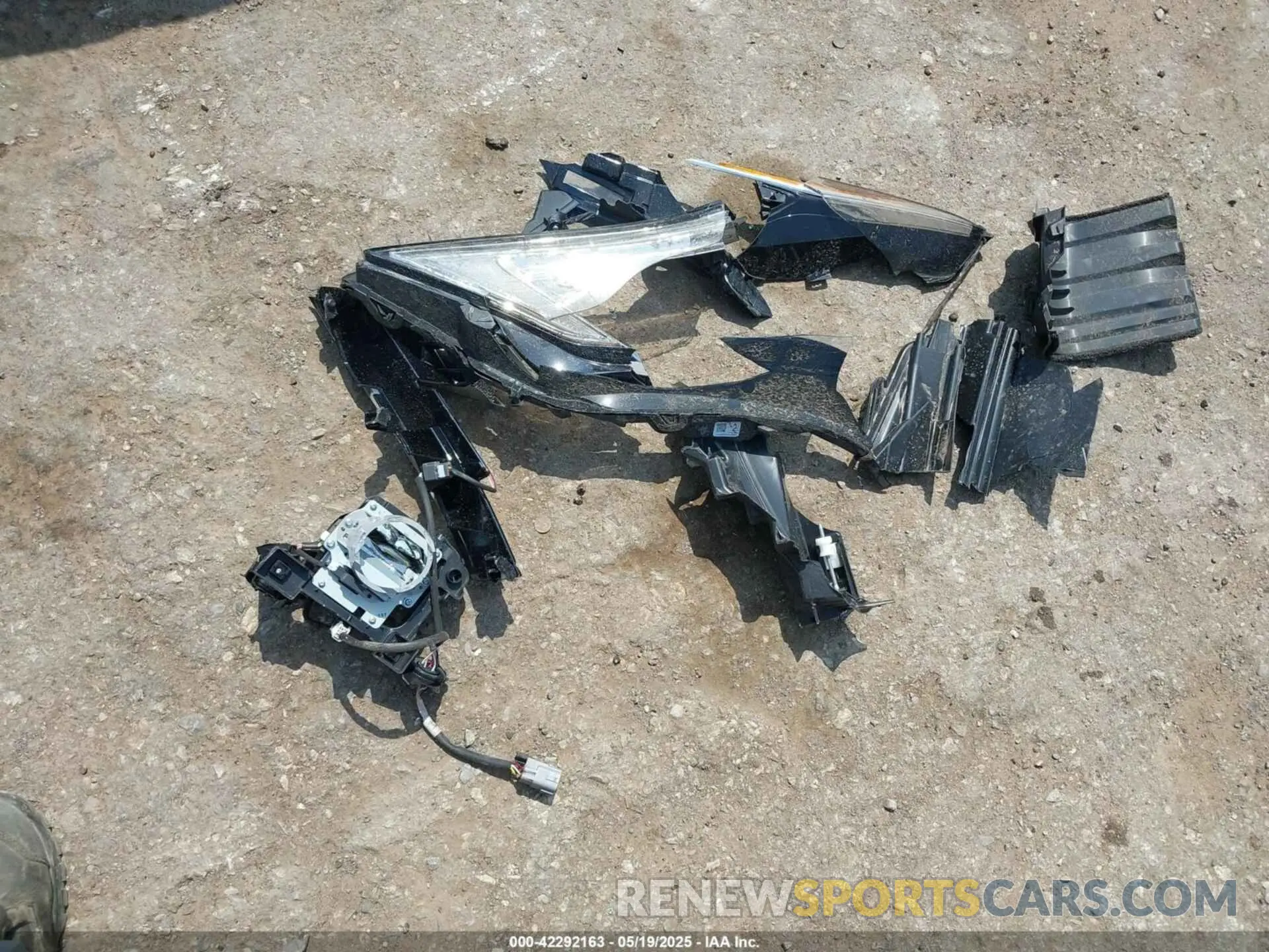 12 Photograph of a damaged car 2T2ZZMCA9KC128962 LEXUS RX 350 2019