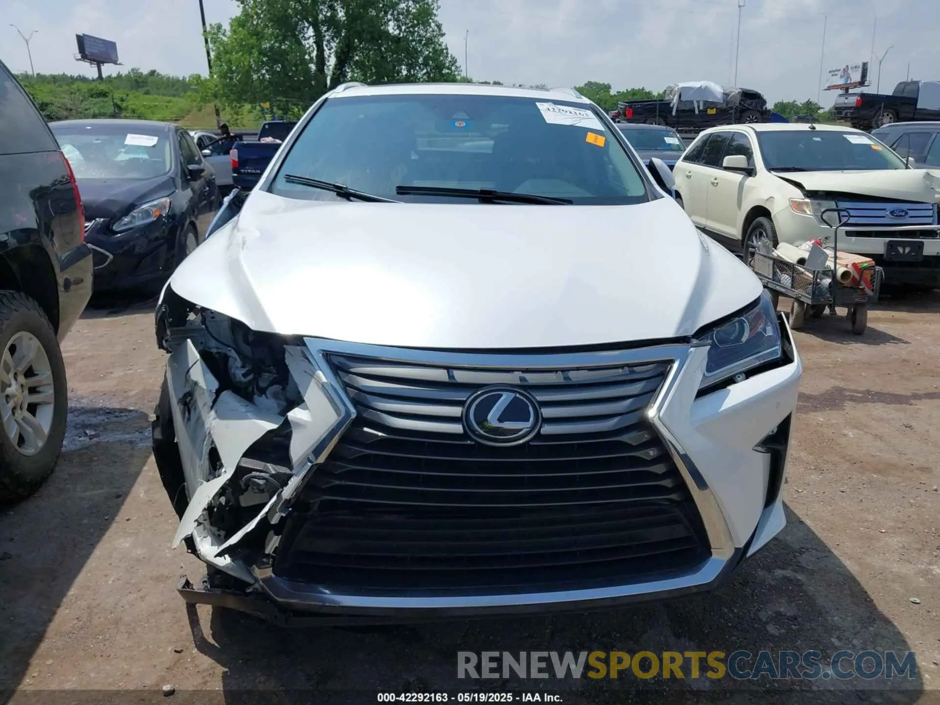 13 Photograph of a damaged car 2T2ZZMCA9KC128962 LEXUS RX 350 2019