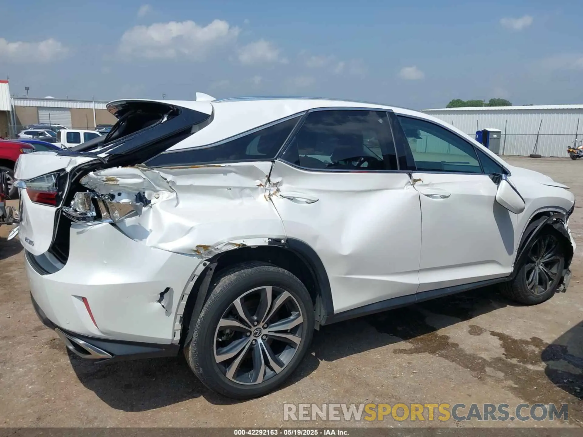 14 Photograph of a damaged car 2T2ZZMCA9KC128962 LEXUS RX 350 2019