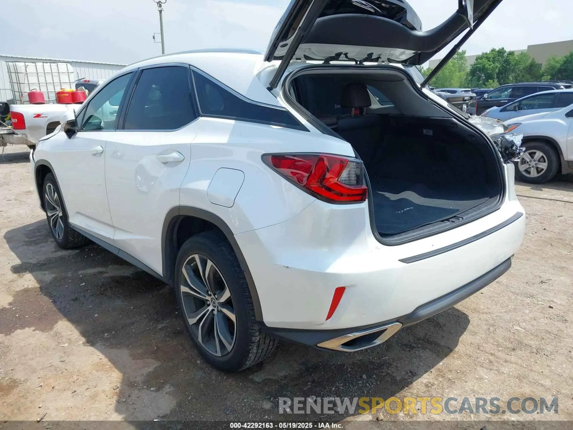 3 Photograph of a damaged car 2T2ZZMCA9KC128962 LEXUS RX 350 2019