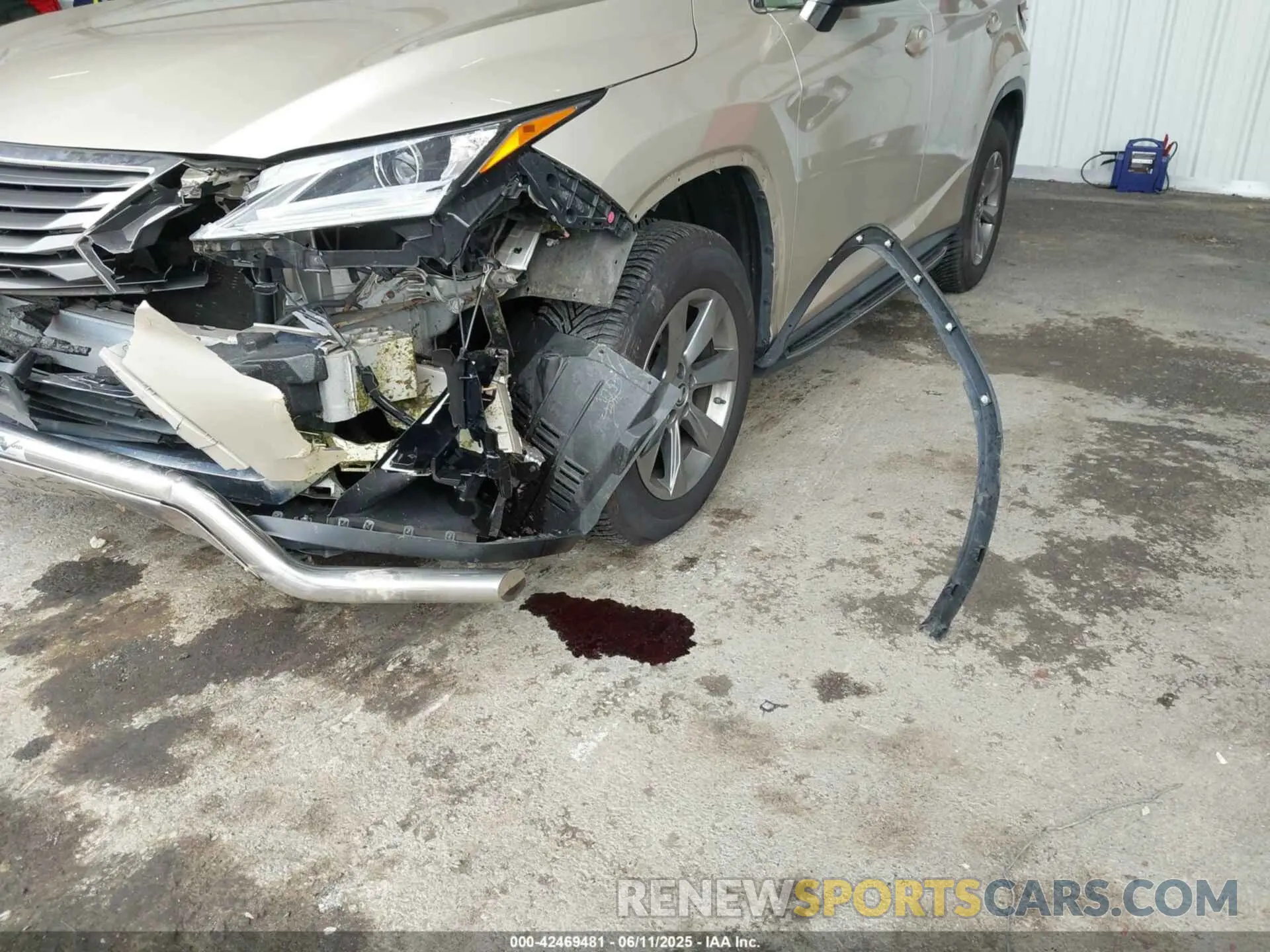 6 Фотография поврежденного автомобиля JTJBZMCA2K2039042 LEXUS RX 350 2019