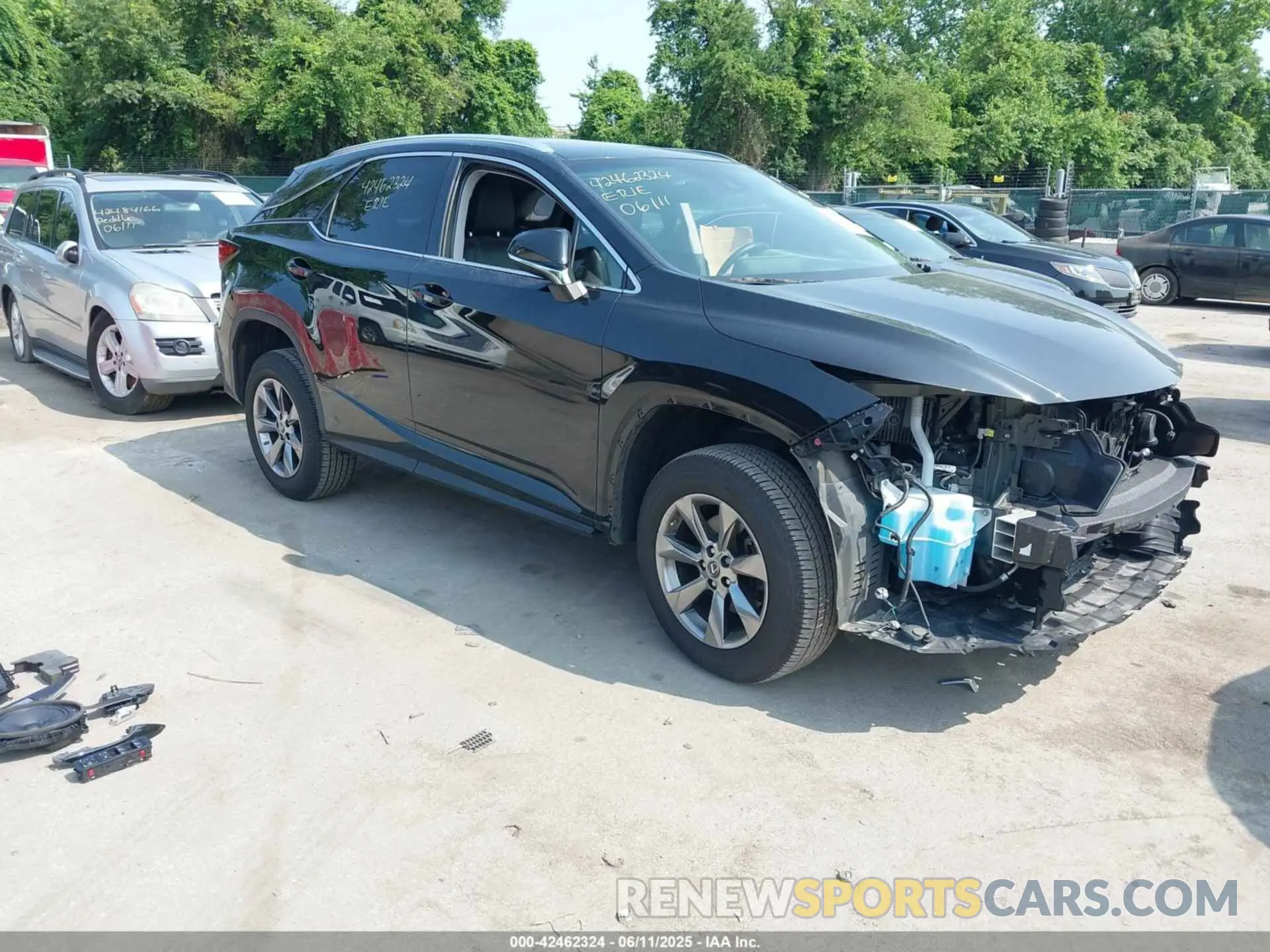 1 Photograph of a damaged car JTJBZMCA6K2040873 LEXUS RX 350 2019