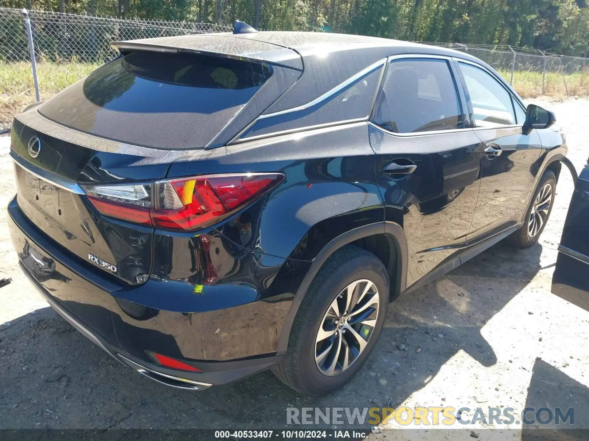 4 Photograph of a damaged car 2T2AZMAA0LC164413 LEXUS RX 350 2020