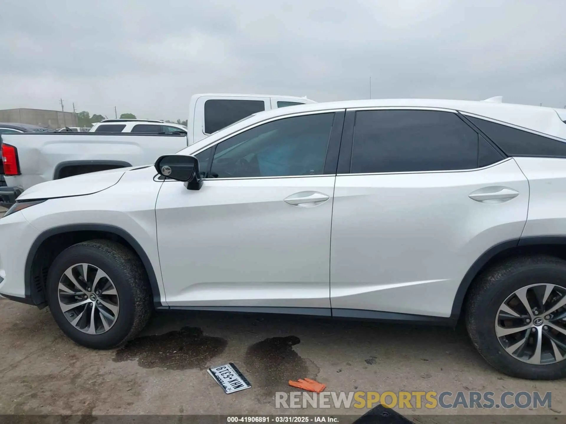 14 Фотография поврежденного автомобиля 2T2AZMAA7LC171391 LEXUS RX 350 2020