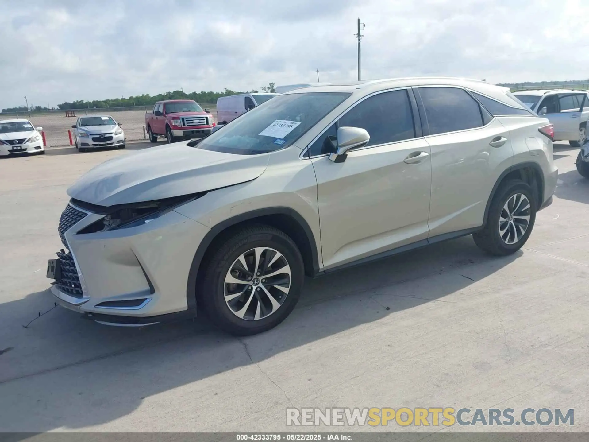 2 Фотография поврежденного автомобиля 2T2AZMAA8LC151876 LEXUS RX 350 2020