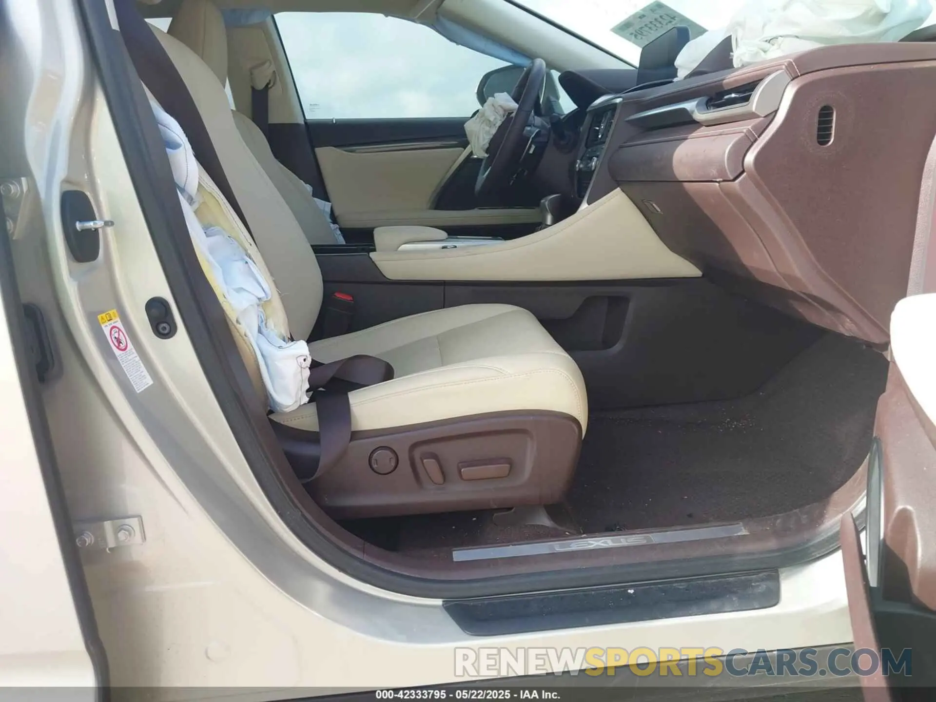 5 Фотография поврежденного автомобиля 2T2AZMAA8LC151876 LEXUS RX 350 2020