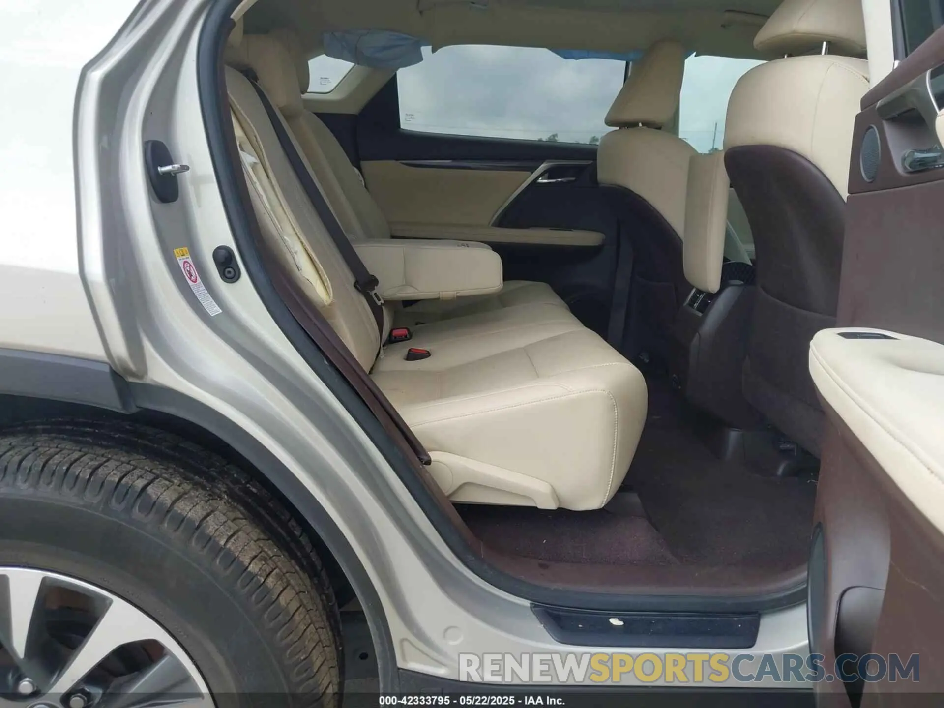 8 Фотография поврежденного автомобиля 2T2AZMAA8LC151876 LEXUS RX 350 2020