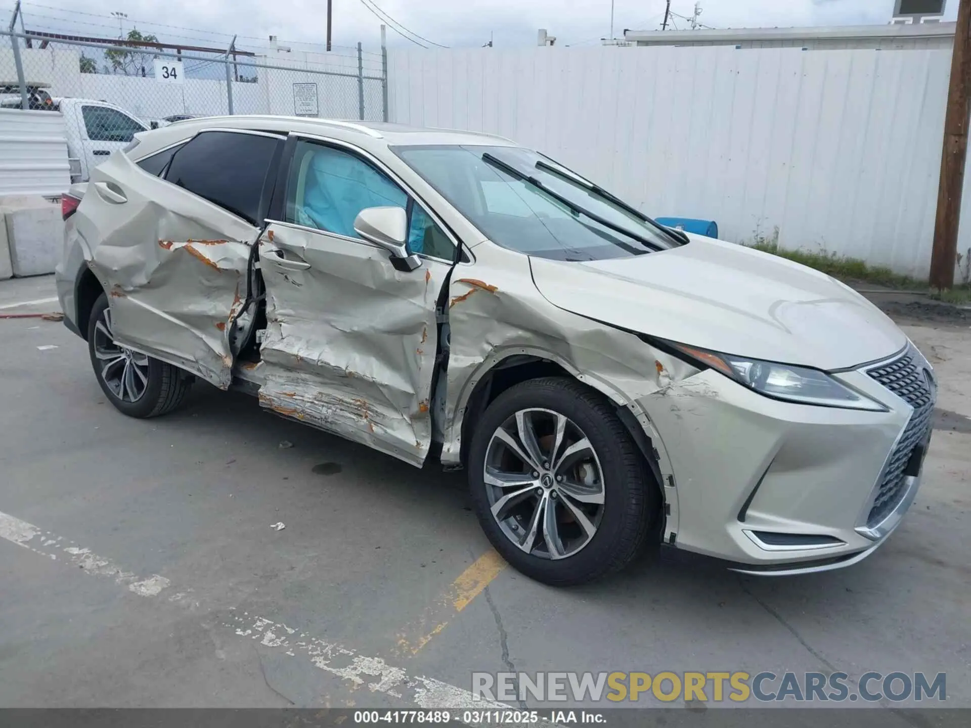 1 Photograph of a damaged car 2T2HZMAA0LC166189 LEXUS RX 350 2020