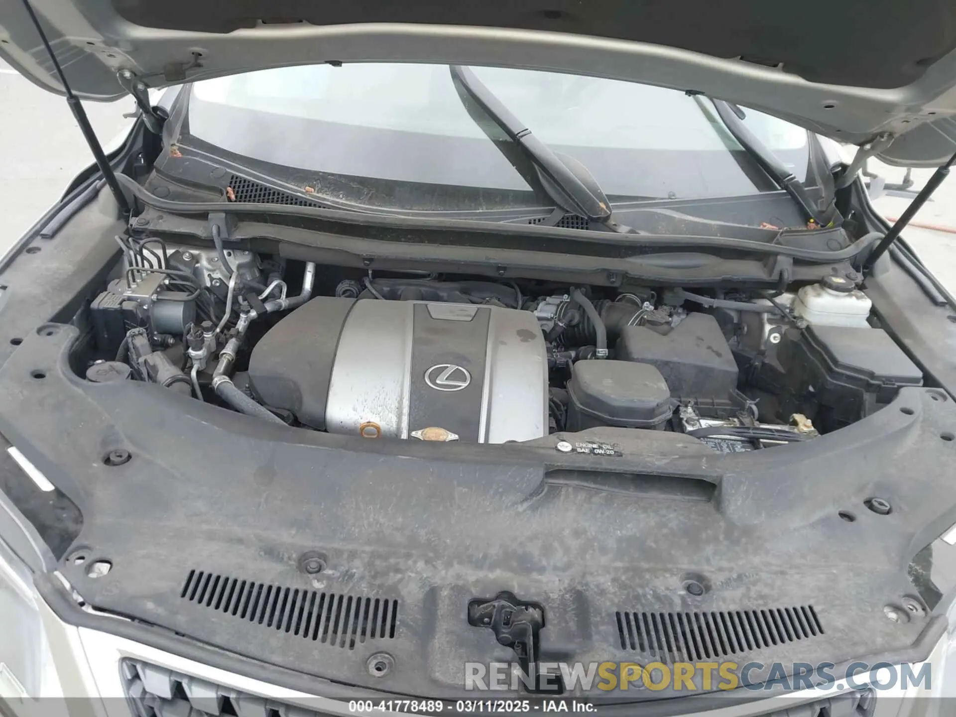 10 Photograph of a damaged car 2T2HZMAA0LC166189 LEXUS RX 350 2020