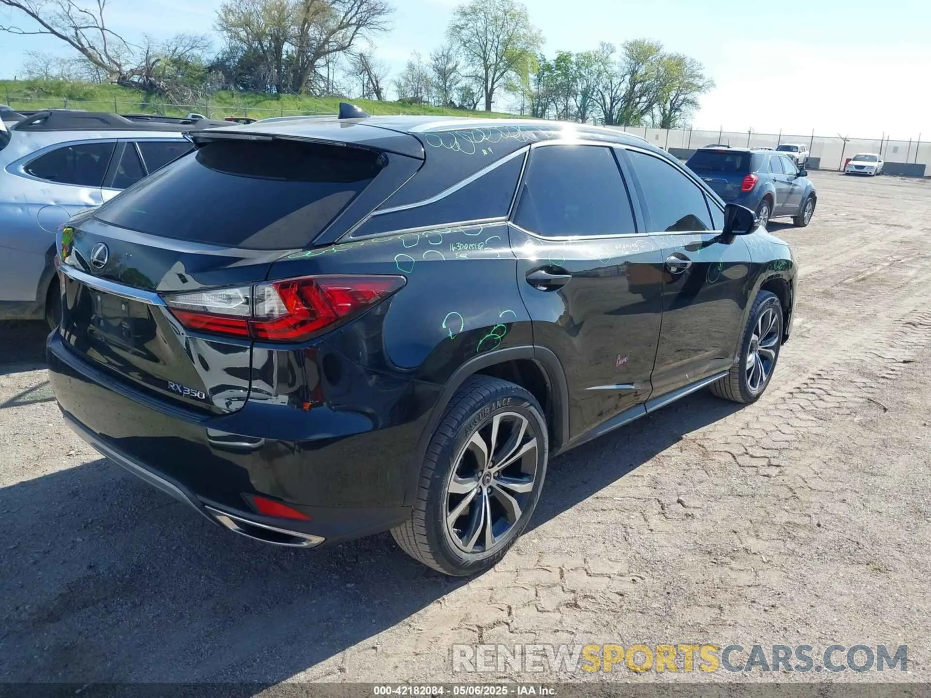 4 Фотография поврежденного автомобиля 2T2HZMAAXLC161890 LEXUS RX 350 2020
