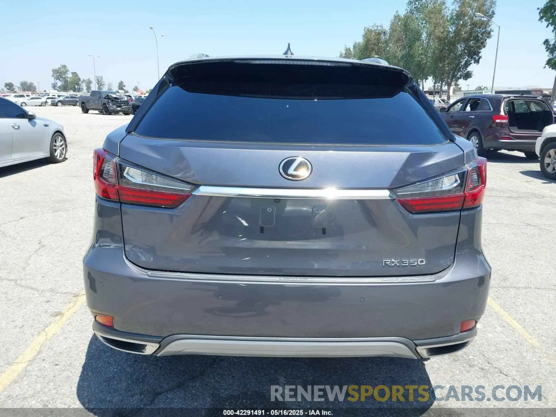 16 Photograph of a damaged car 2T2HZMAAXLC167978 LEXUS RX 350 2020