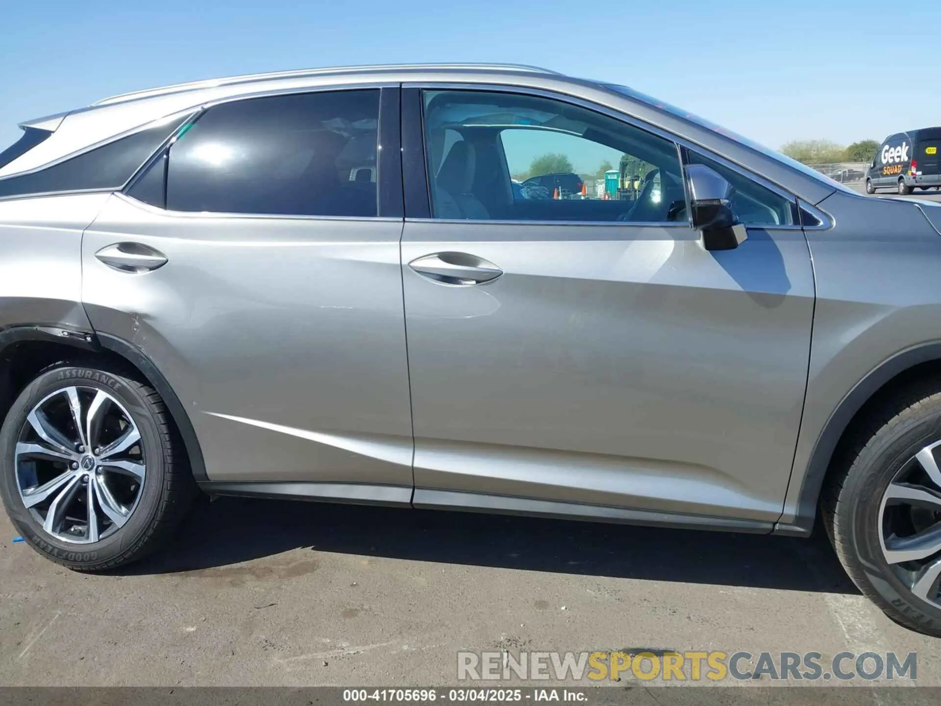 13 Фотография поврежденного автомобиля 2T2HZMDA1LC256074 LEXUS RX 350 2020