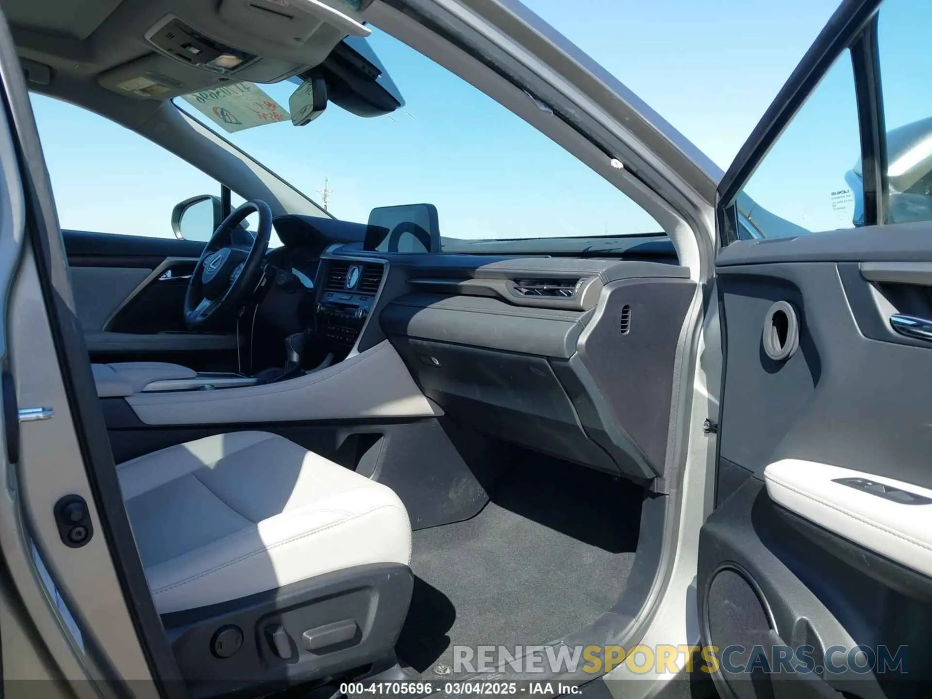 5 Фотография поврежденного автомобиля 2T2HZMDA1LC256074 LEXUS RX 350 2020