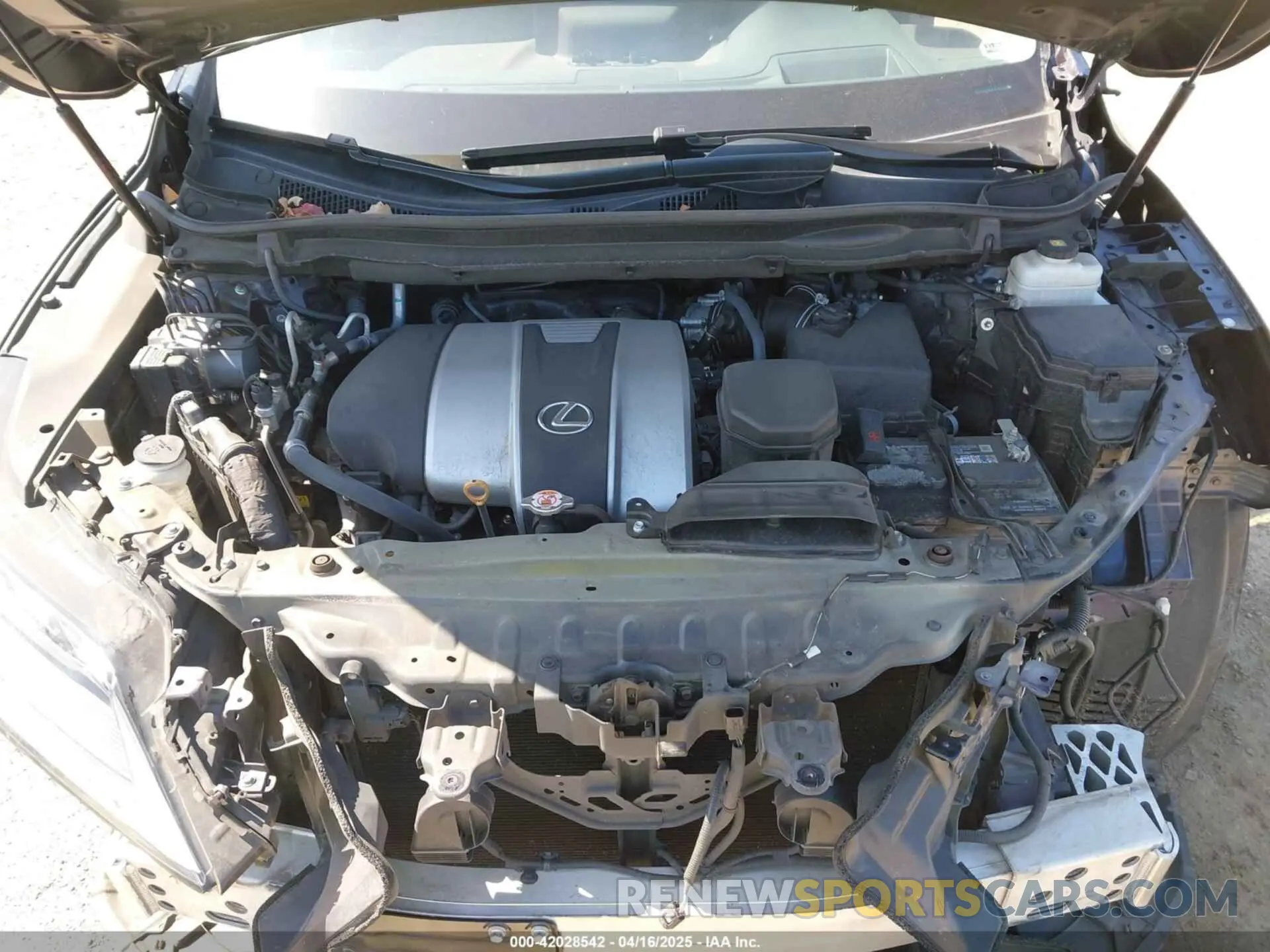 10 Фотография поврежденного автомобиля 2T2JZMDA2LC223392 LEXUS RX 350 2020
