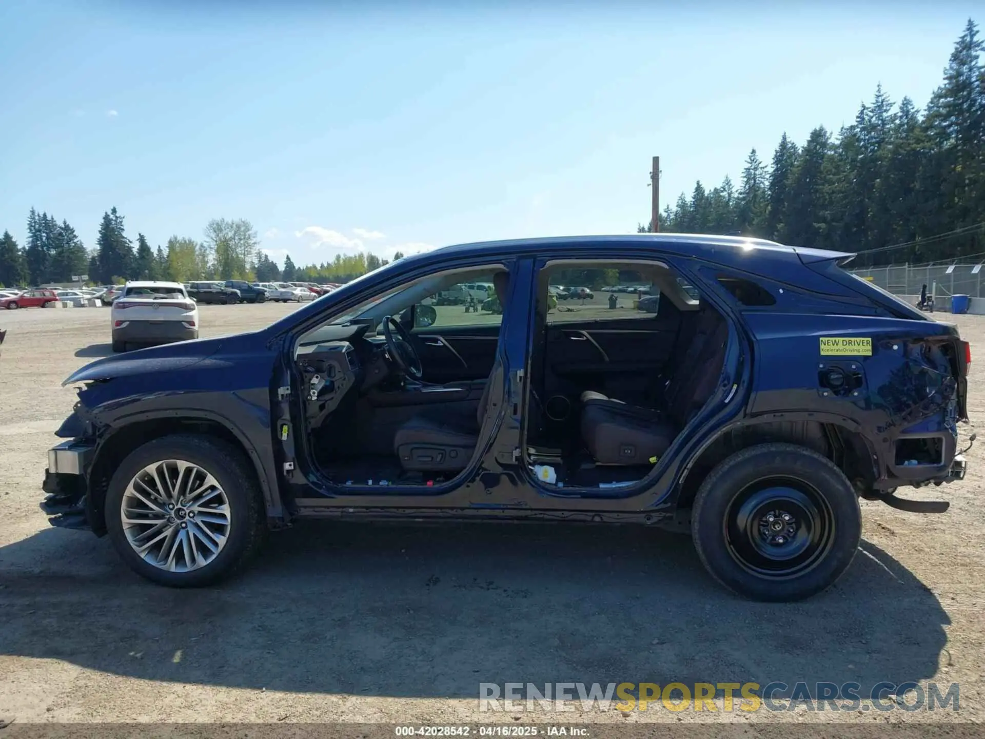 15 Фотография поврежденного автомобиля 2T2JZMDA2LC223392 LEXUS RX 350 2020
