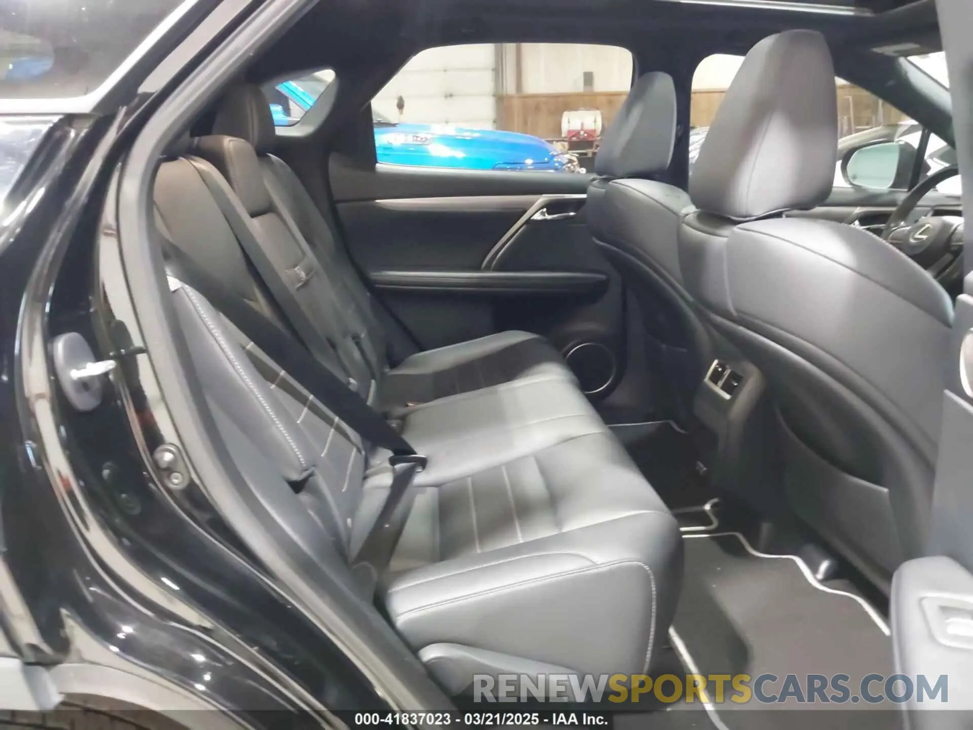 8 Фотография поврежденного автомобиля 2T2YZMDA0LC235958 LEXUS RX 350 2020