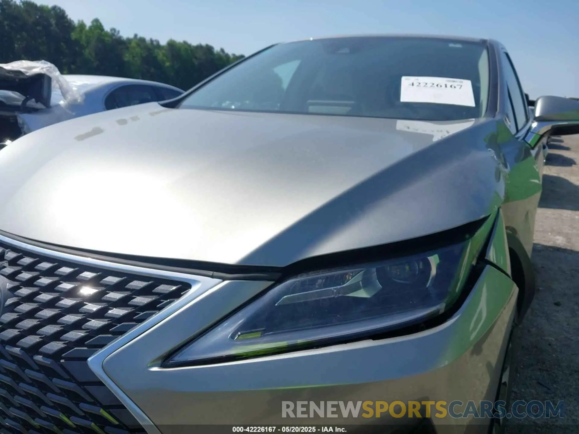 18 Photograph of a damaged car 2T2AZMAA3MC186617 LEXUS RX 350 2021