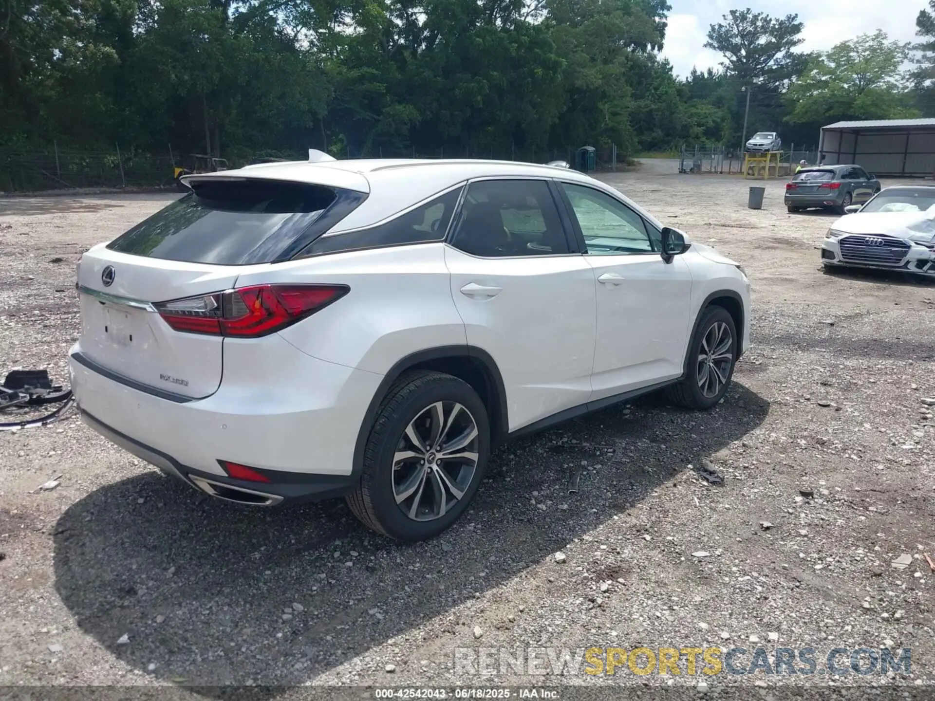 4 Photograph of a damaged car 2T2HZMAA9MC216265 LEXUS RX 350 2021