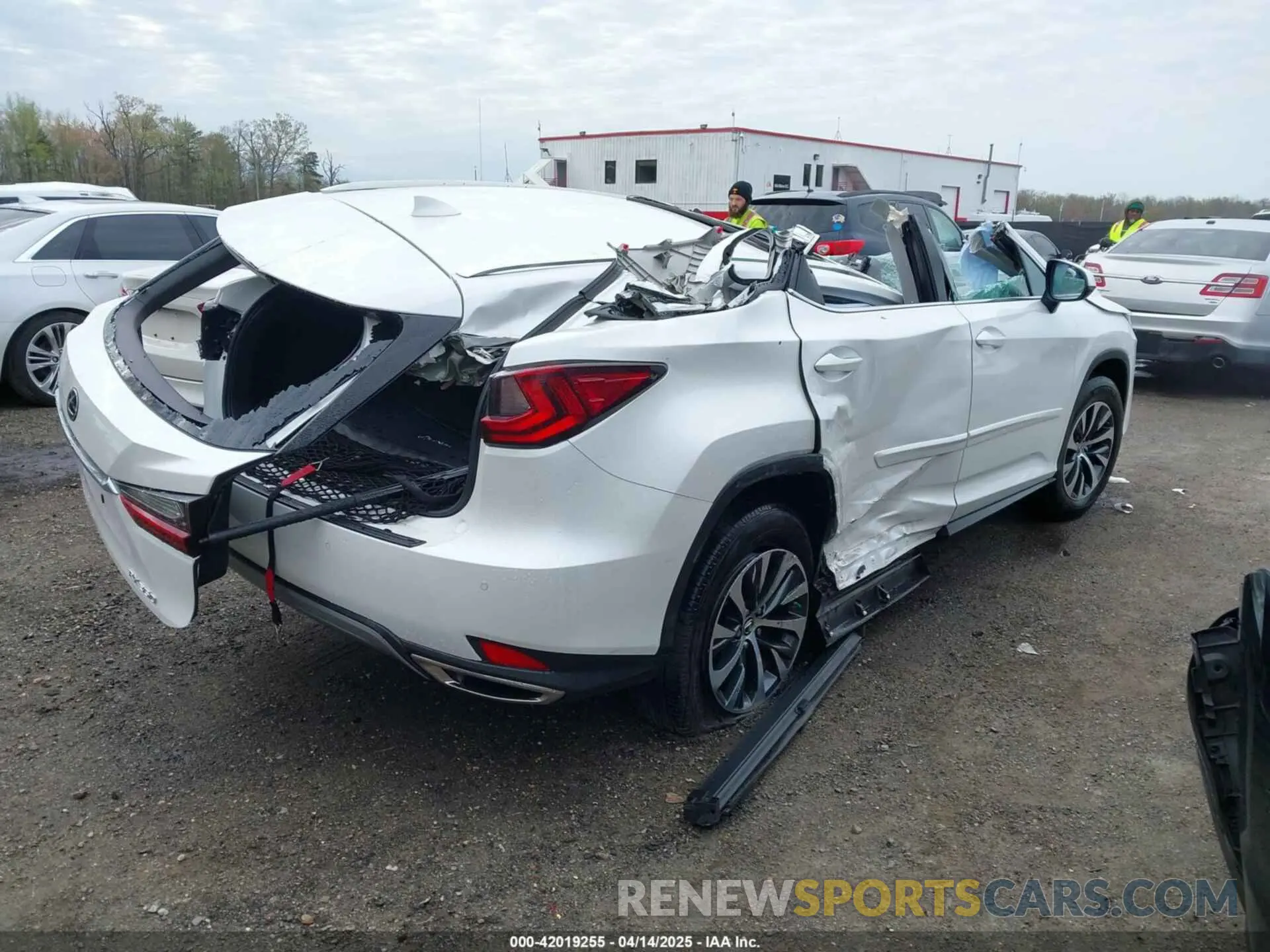 4 Фотография поврежденного автомобиля 2T2HZMDA3MC282824 LEXUS RX 350 2021
