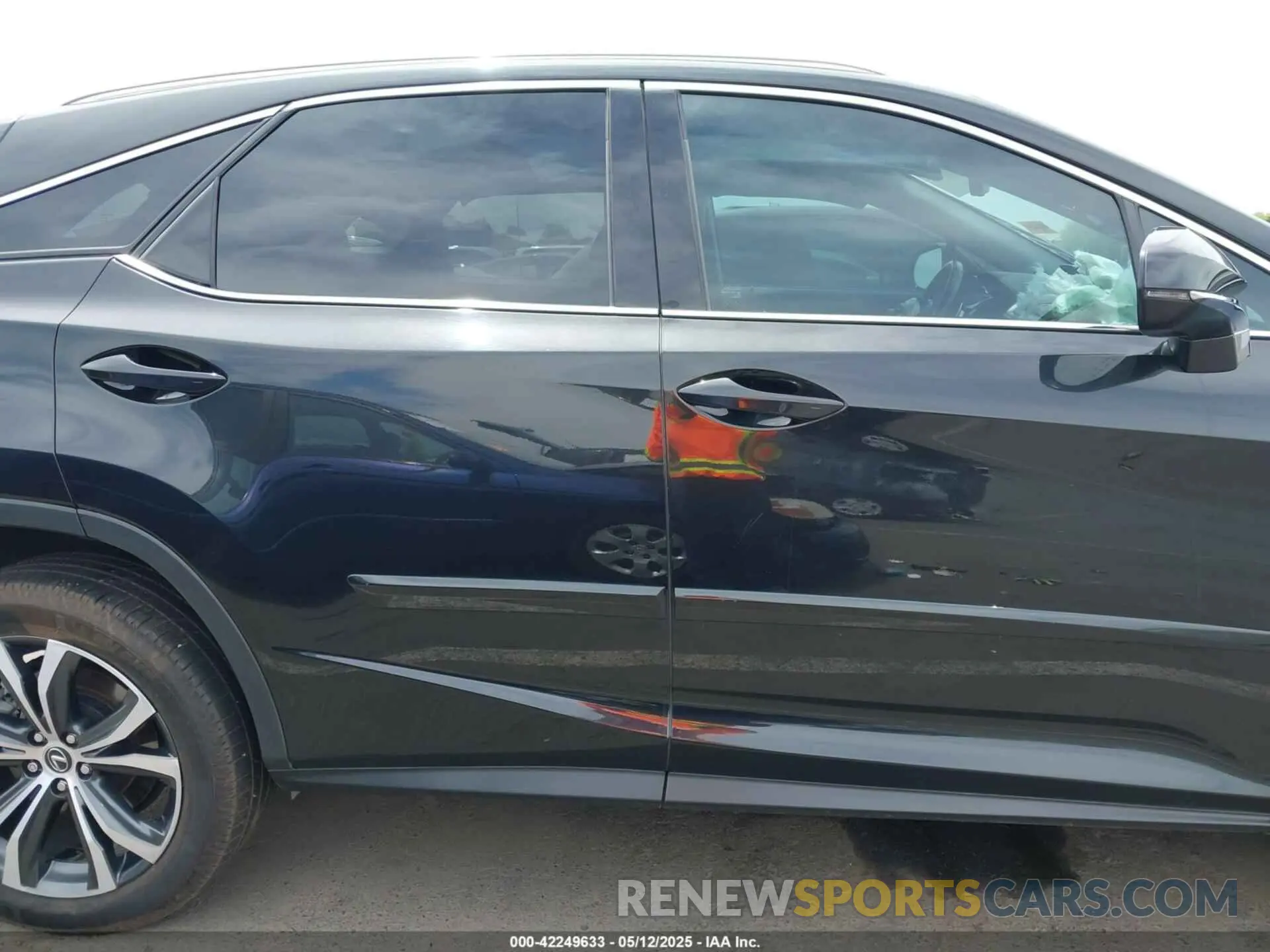 14 Photograph of a damaged car 2T2HZMDA5MC263109 LEXUS RX 350 2021
