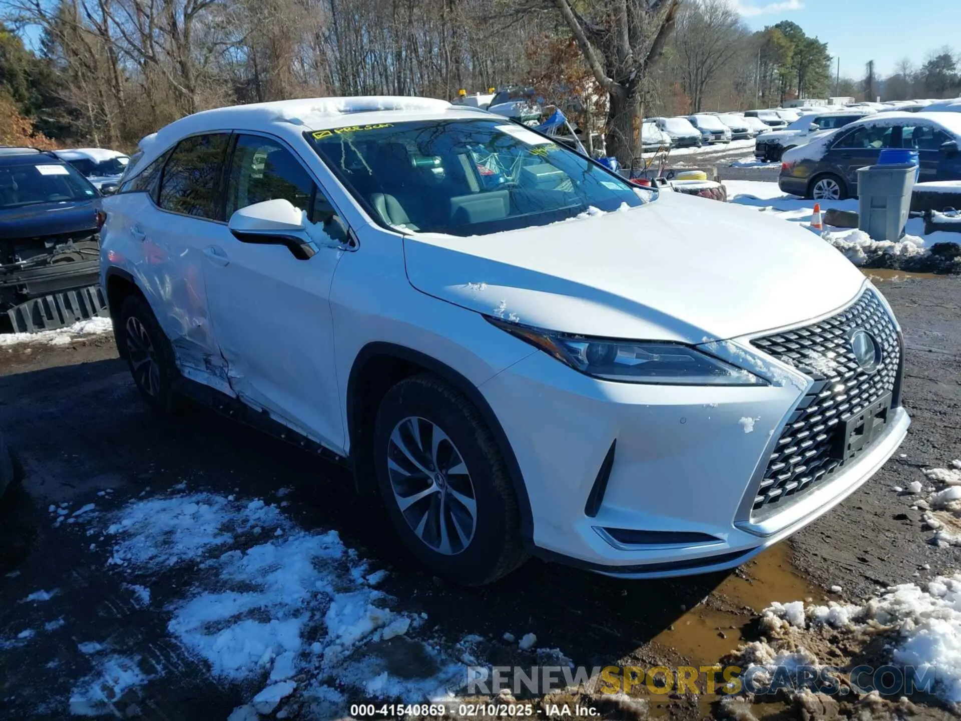 1 Photograph of a damaged car 2T2HZMDA6MC305853 LEXUS RX 350 2021