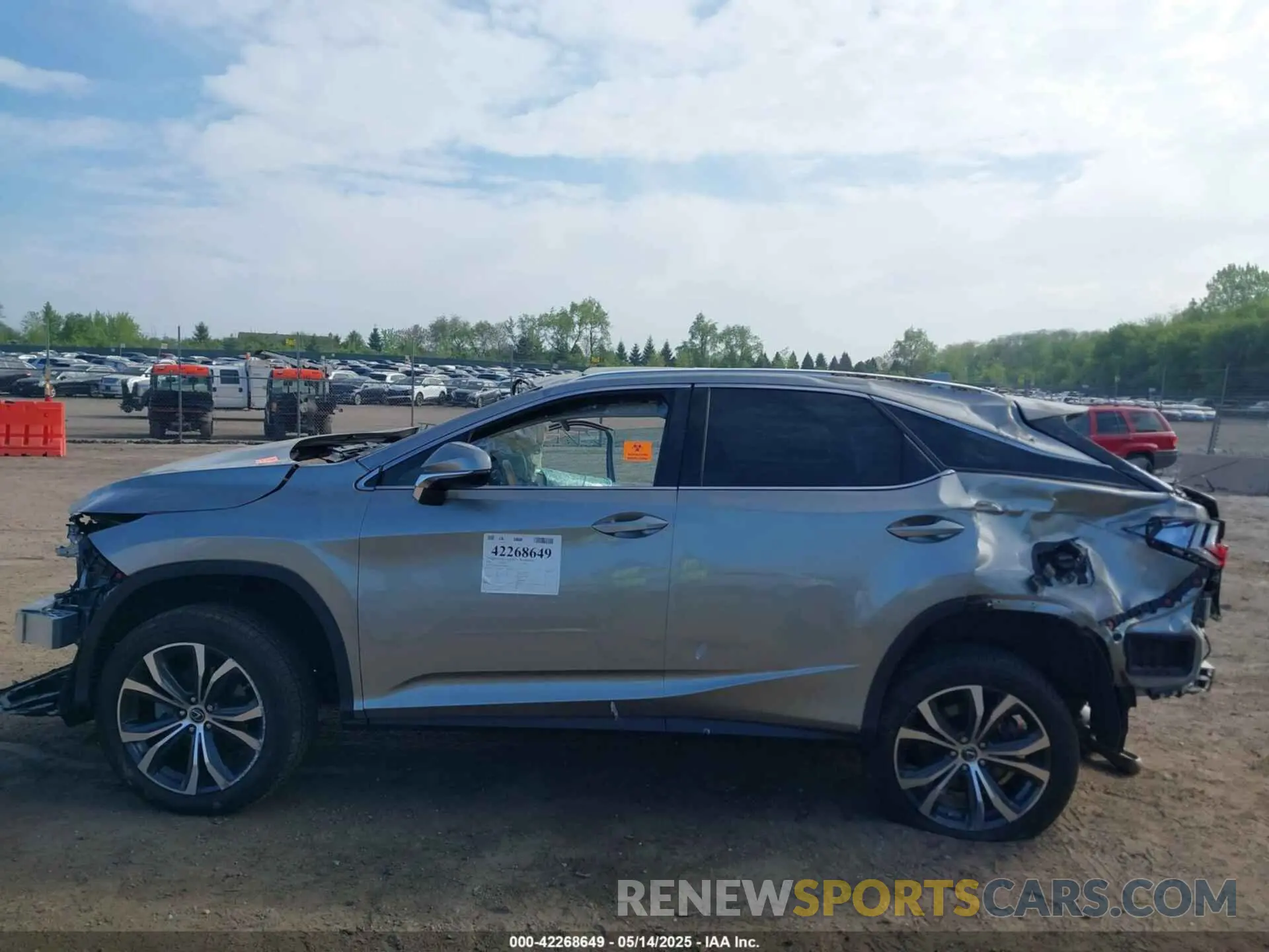 14 Photograph of a damaged car 2T2HZMDA8MC264884 LEXUS RX 350 2021