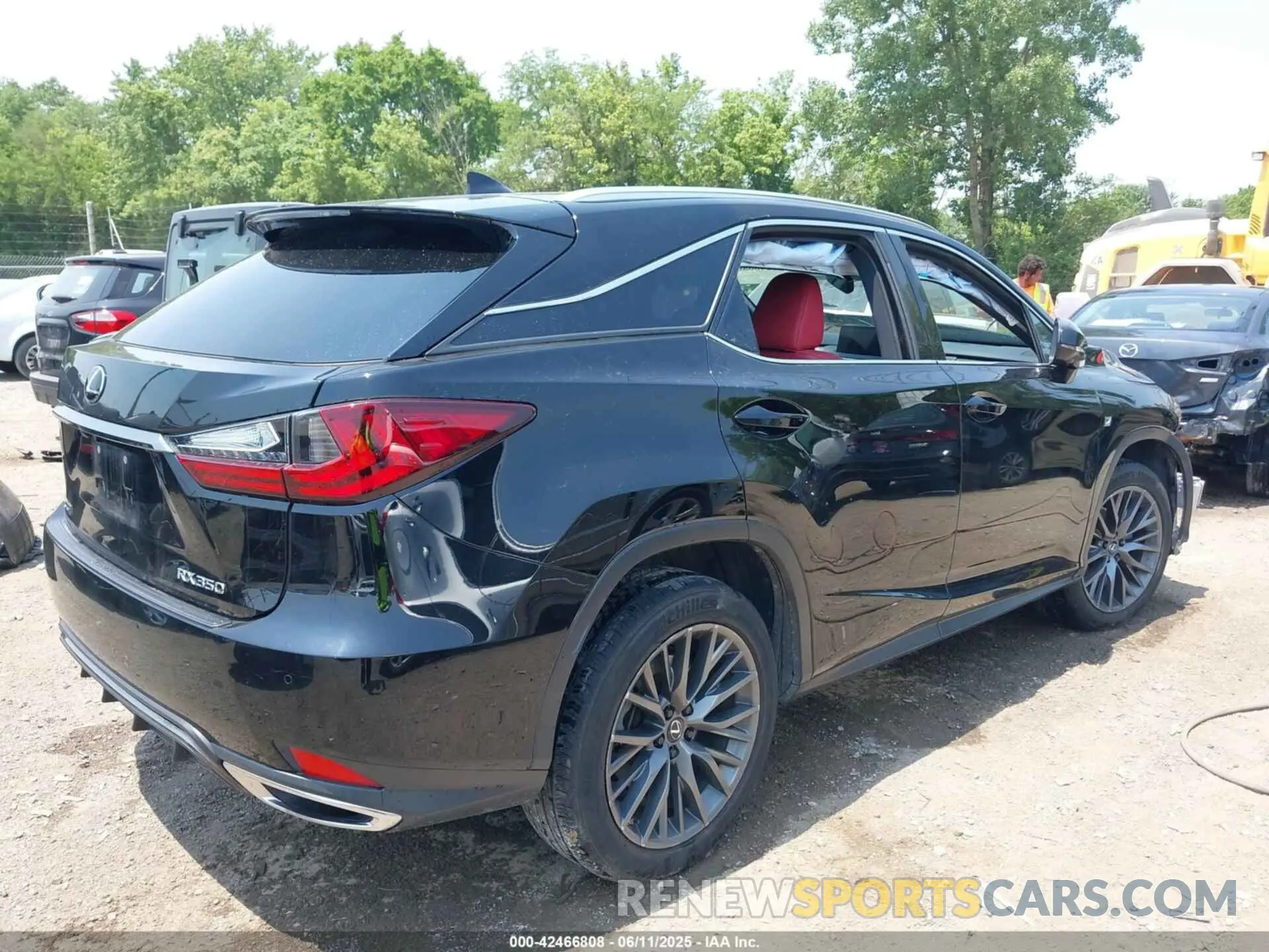4 Фотография поврежденного автомобиля 2T2SZMDAXMC308020 LEXUS RX 350 2021