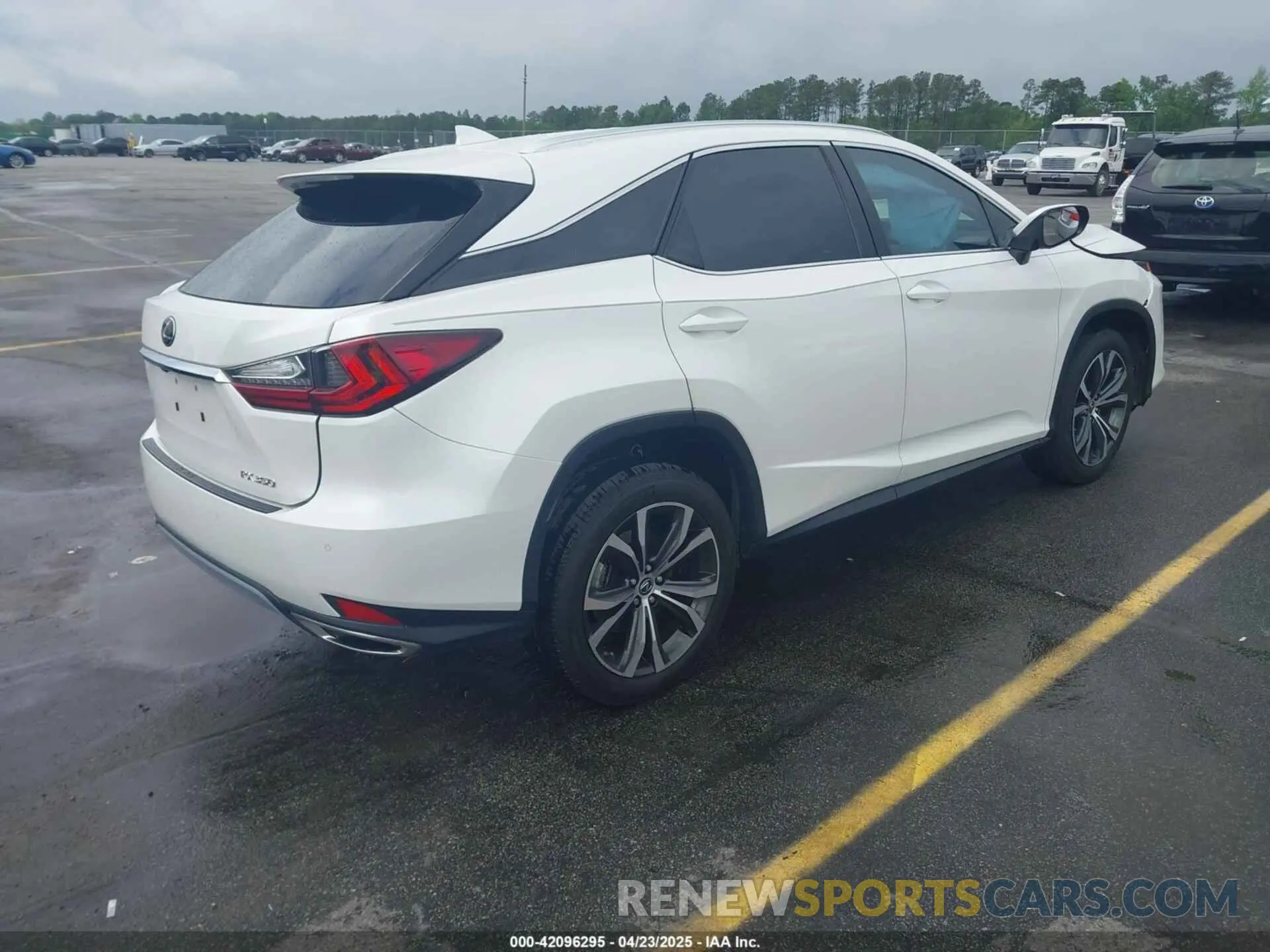 4 Photograph of a damaged car JTJHZMDA4M2050667 LEXUS RX 350 2021