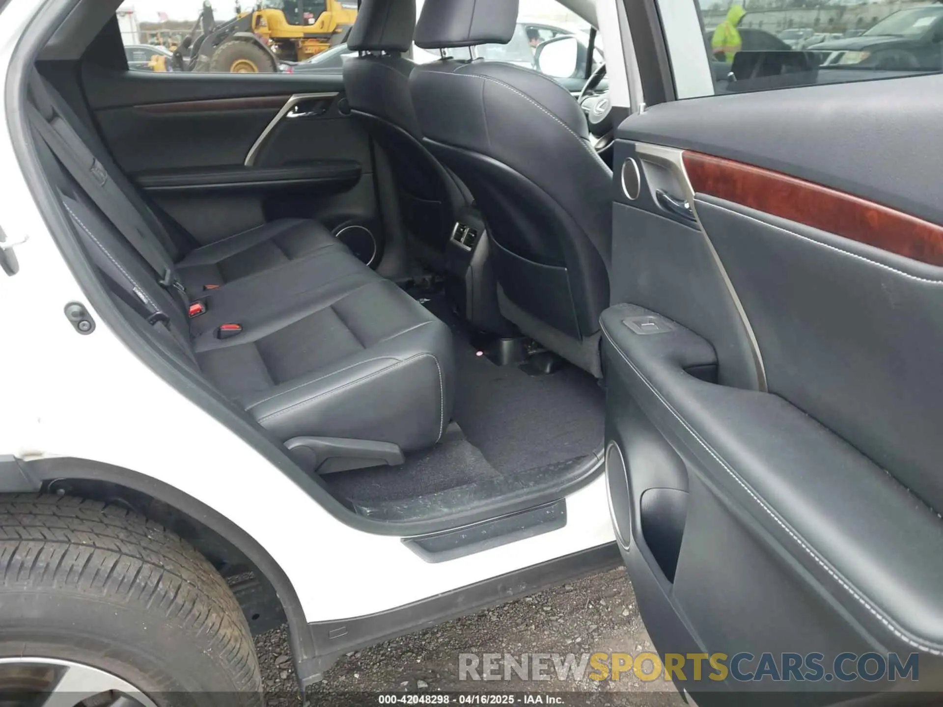 8 Фотография поврежденного автомобиля JTJHZMDA7M2051246 LEXUS RX 350 2021