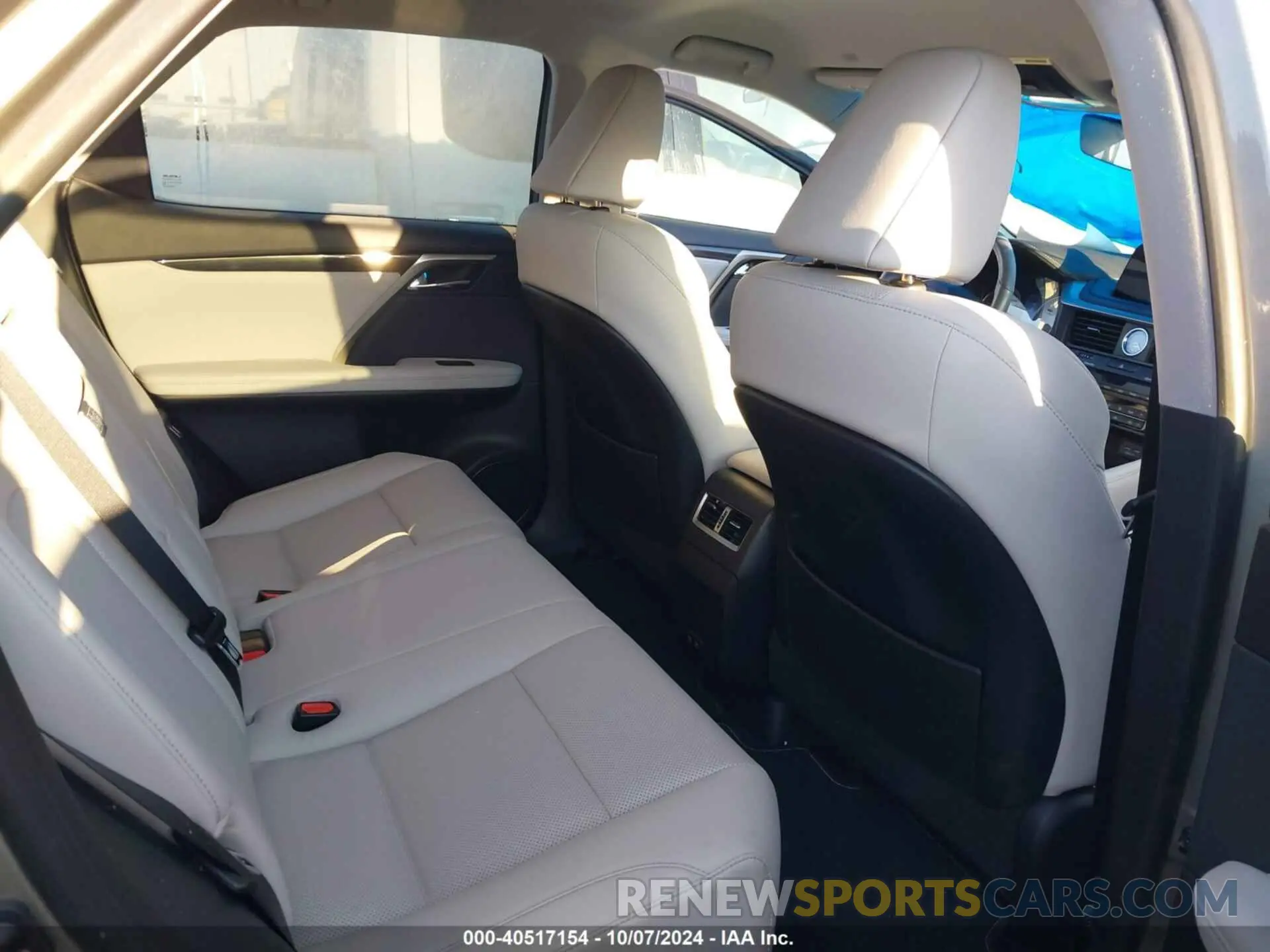 8 Фотография поврежденного автомобиля 2T2AZMAA1NC222029 LEXUS RX 350 2022