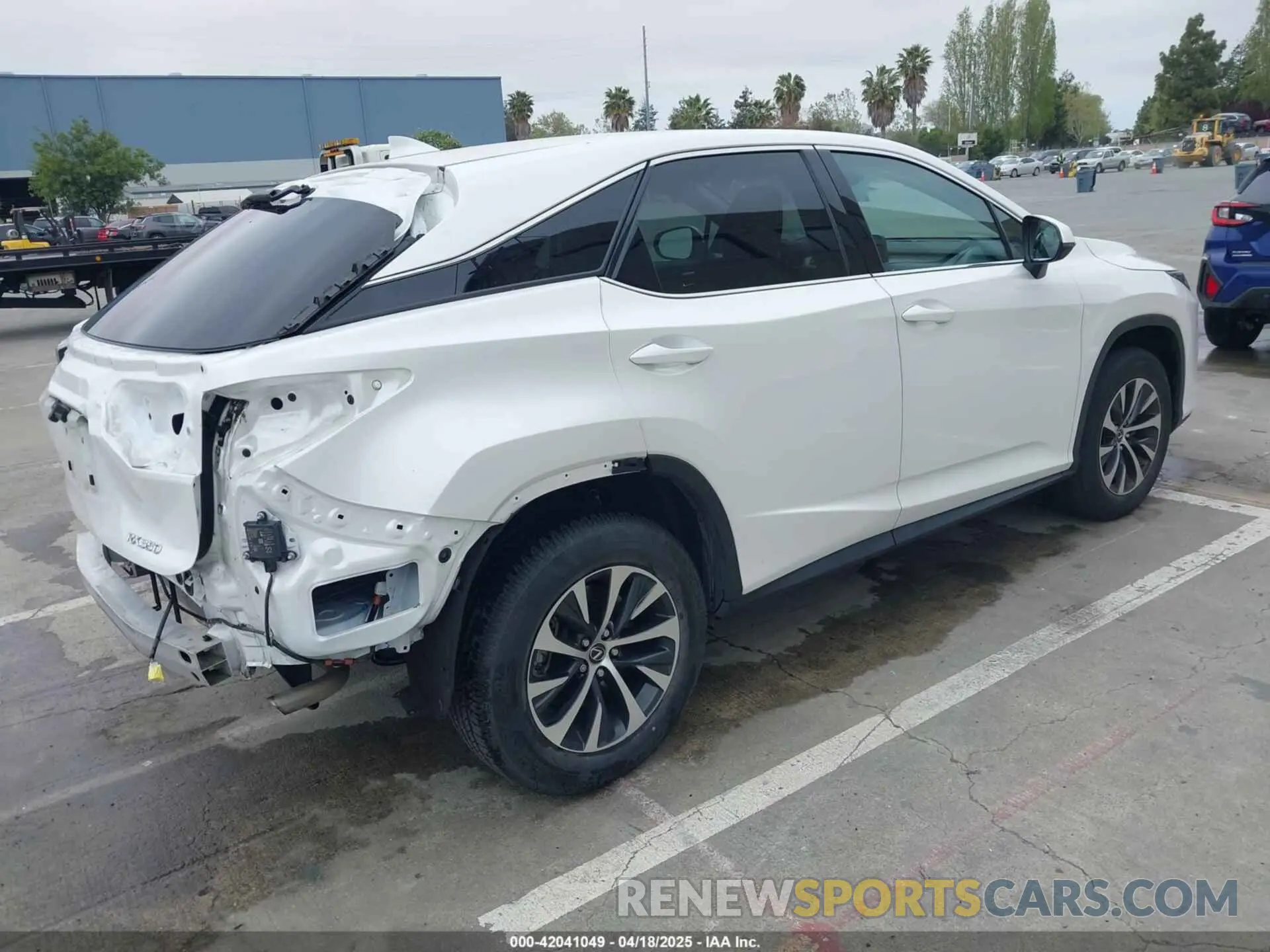 4 Photograph of a damaged car 2T2AZMAA2NC238028 LEXUS RX 350 2022
