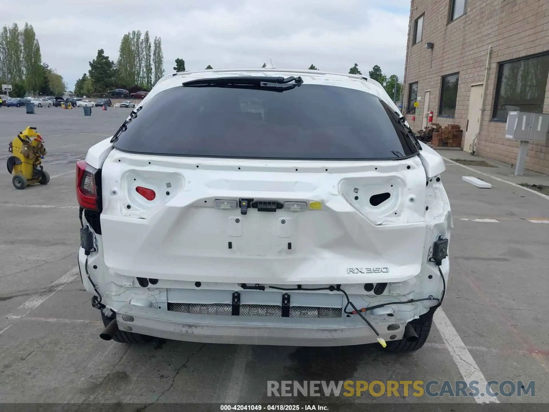 6 Photograph of a damaged car 2T2AZMAA2NC238028 LEXUS RX 350 2022