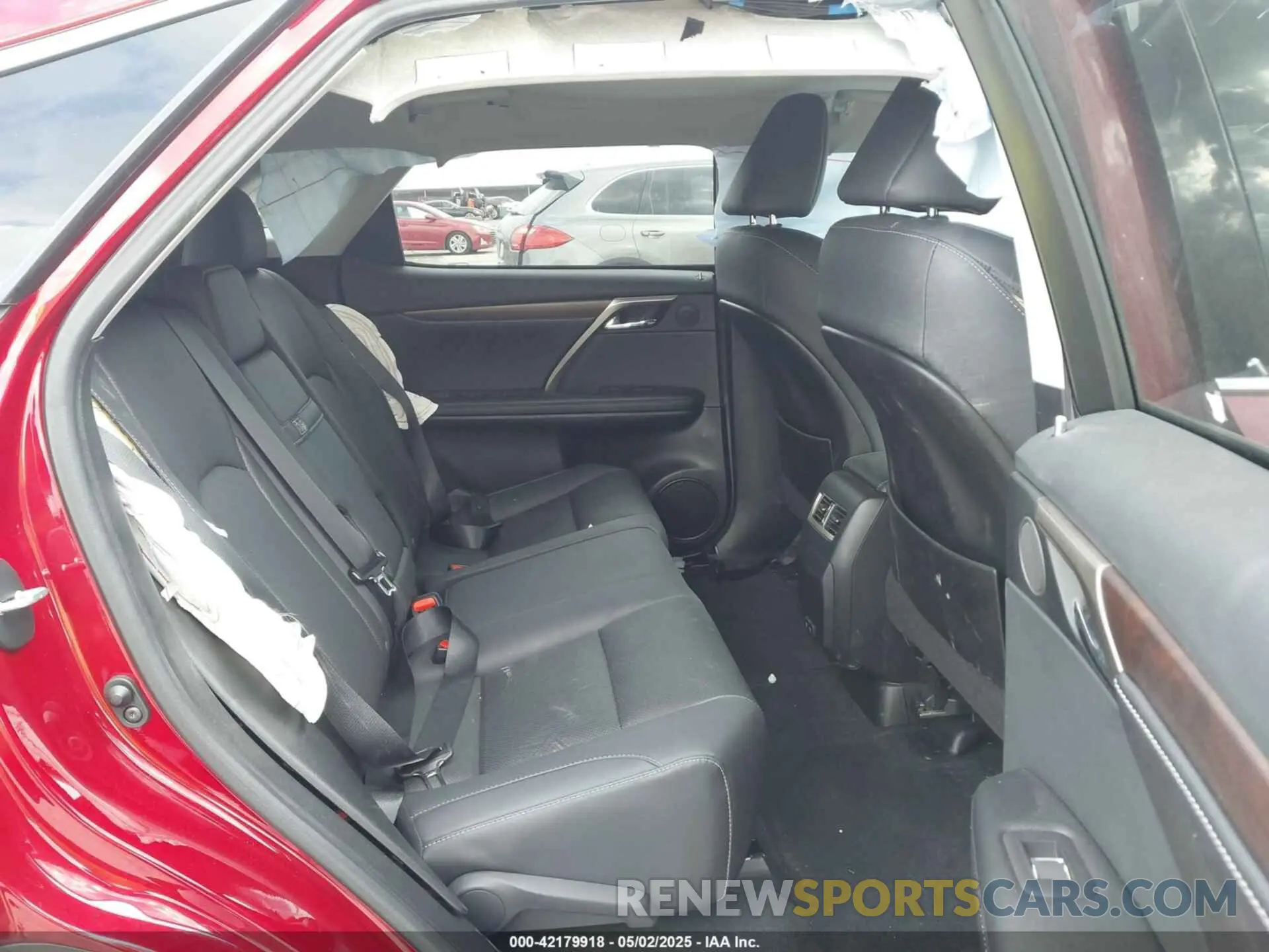 8 Photograph of a damaged car 2T2HZMAA0NC256932 LEXUS RX 350 2022