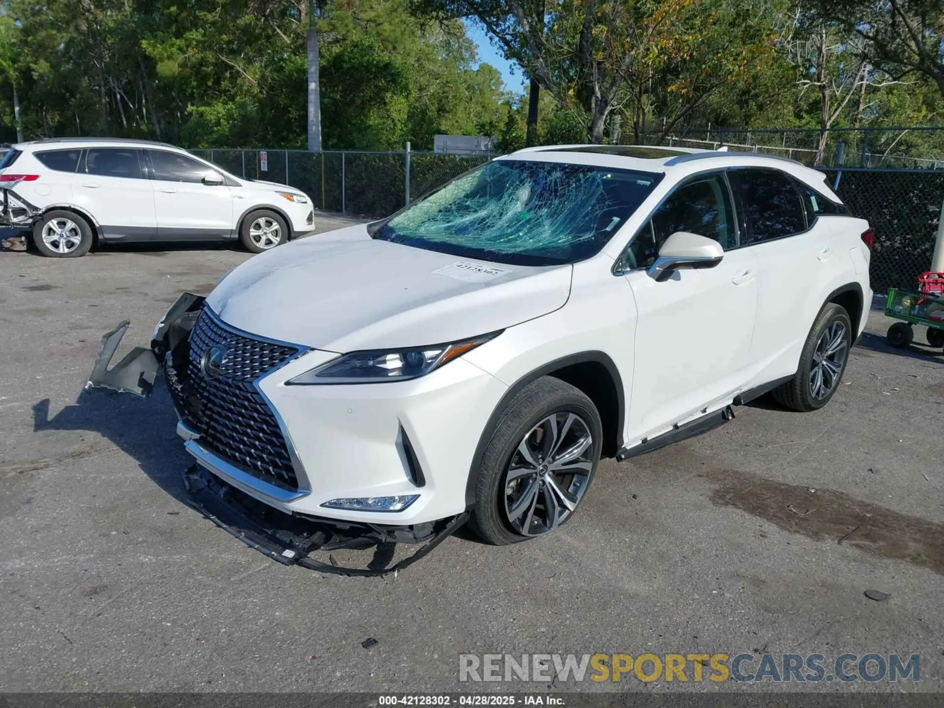 2 Фотография поврежденного автомобиля 2T2HZMAA2NC241719 LEXUS RX 350 2022