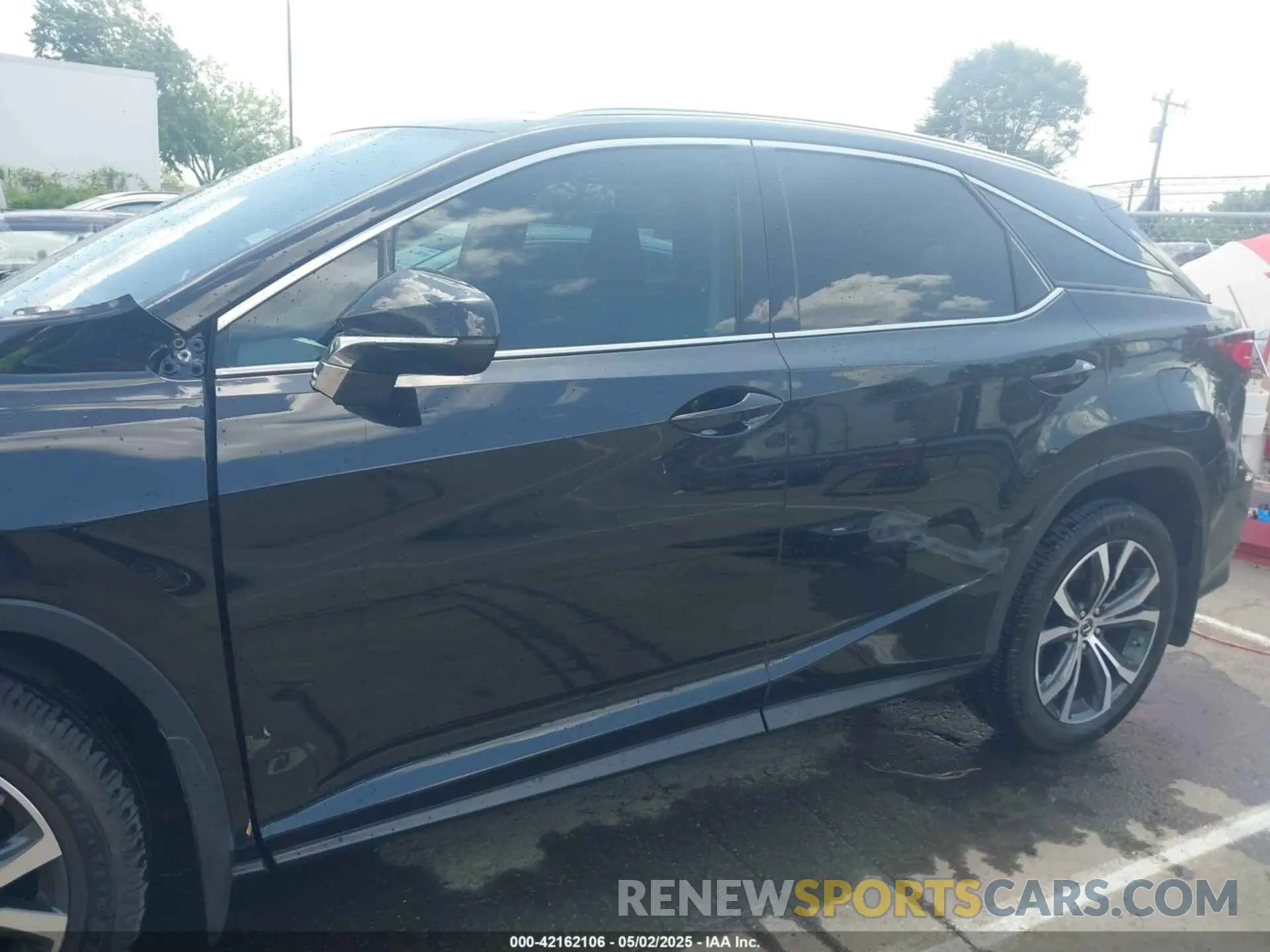 15 Photograph of a damaged car 2T2HZMAA5NC258871 LEXUS RX 350 2022