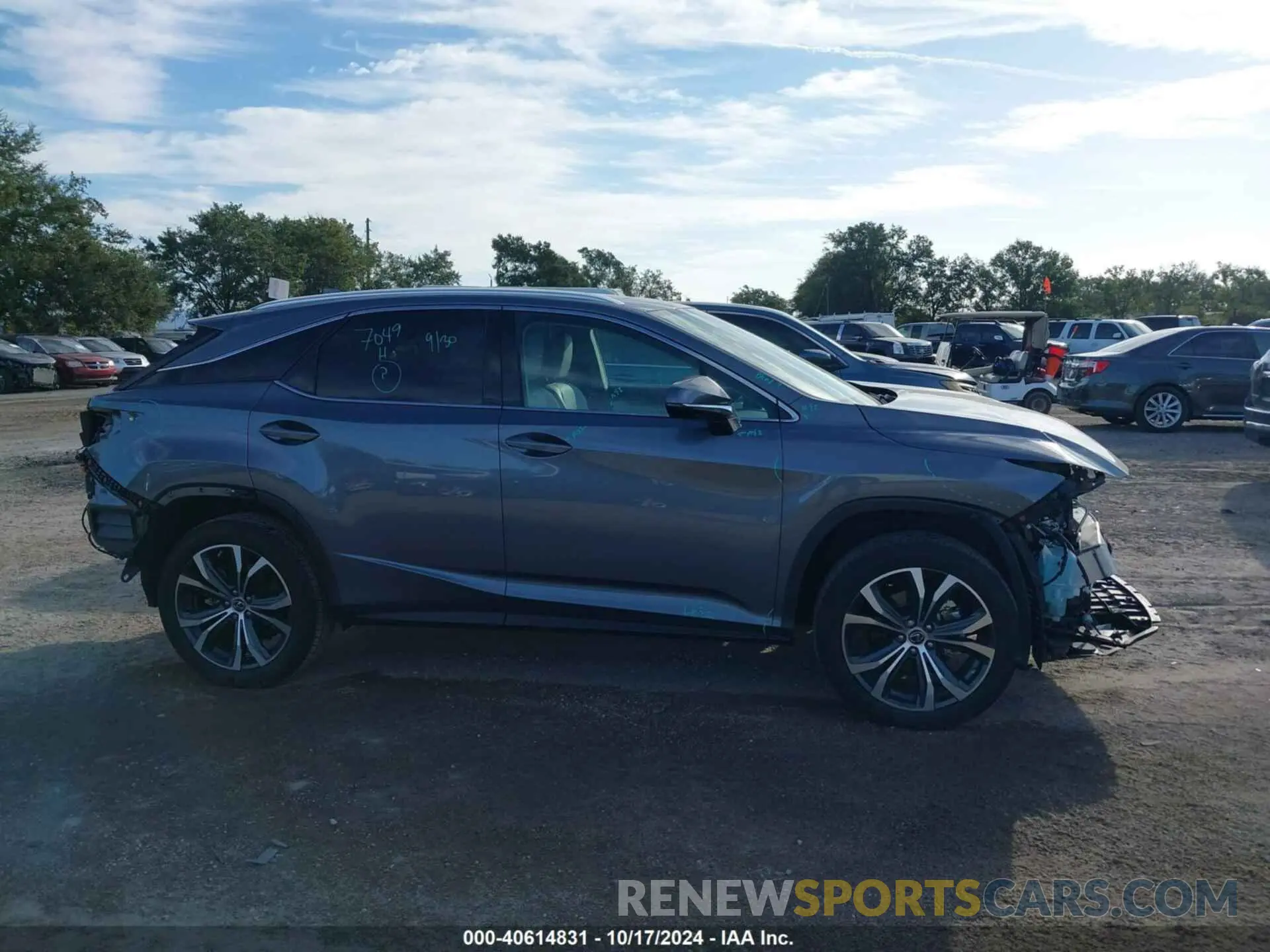 13 Фотография поврежденного автомобиля 2T2HZMAA6NC238516 LEXUS RX 350 2022