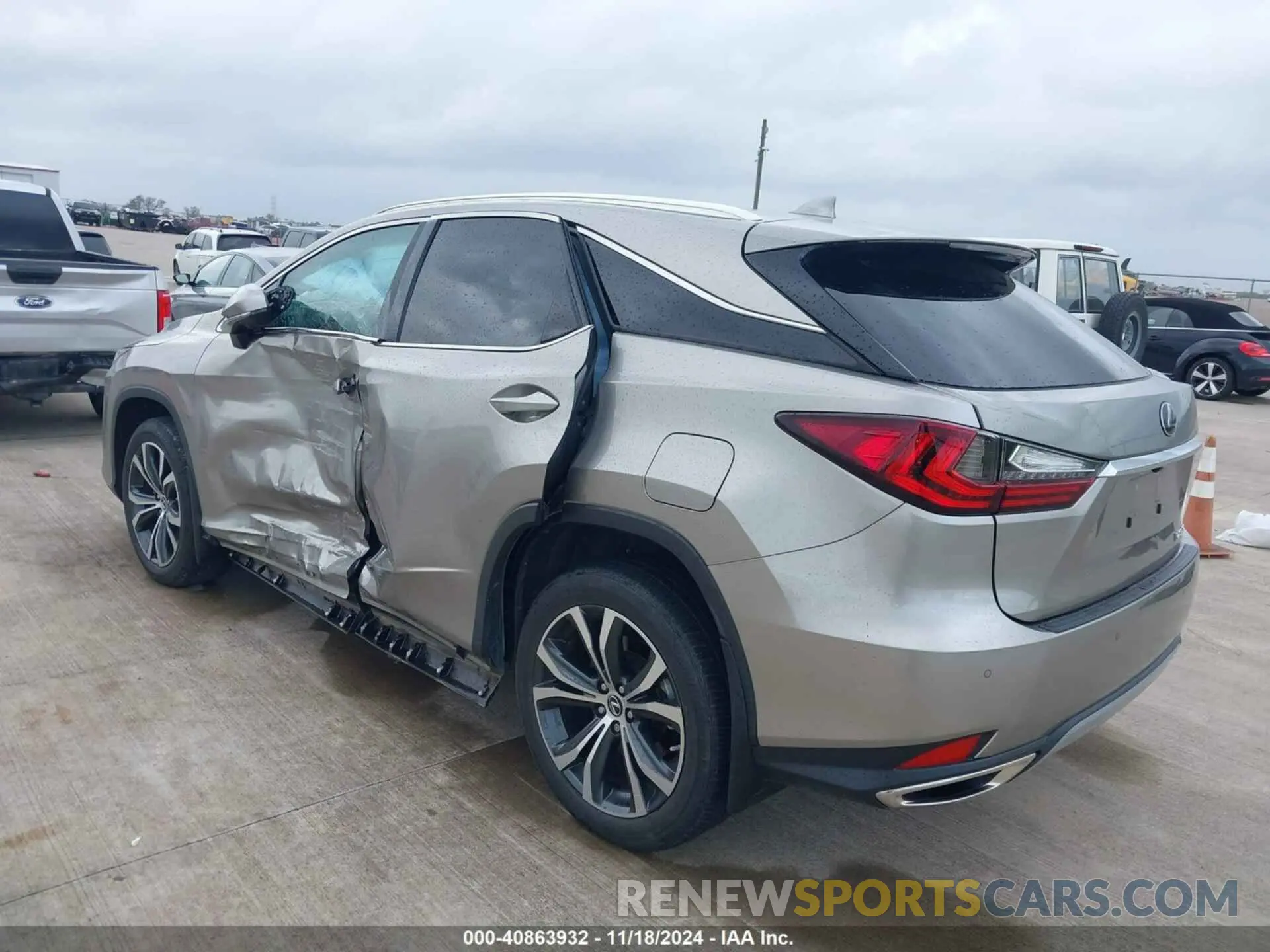 3 Photograph of a damaged car 2T2HZMAA6NC241335 LEXUS RX 350 2022