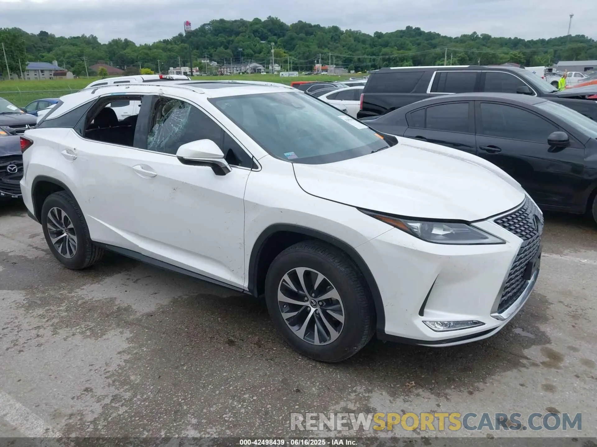 1 Фотография поврежденного автомобиля 2T2HZMAA6NC257406 LEXUS RX 350 2022