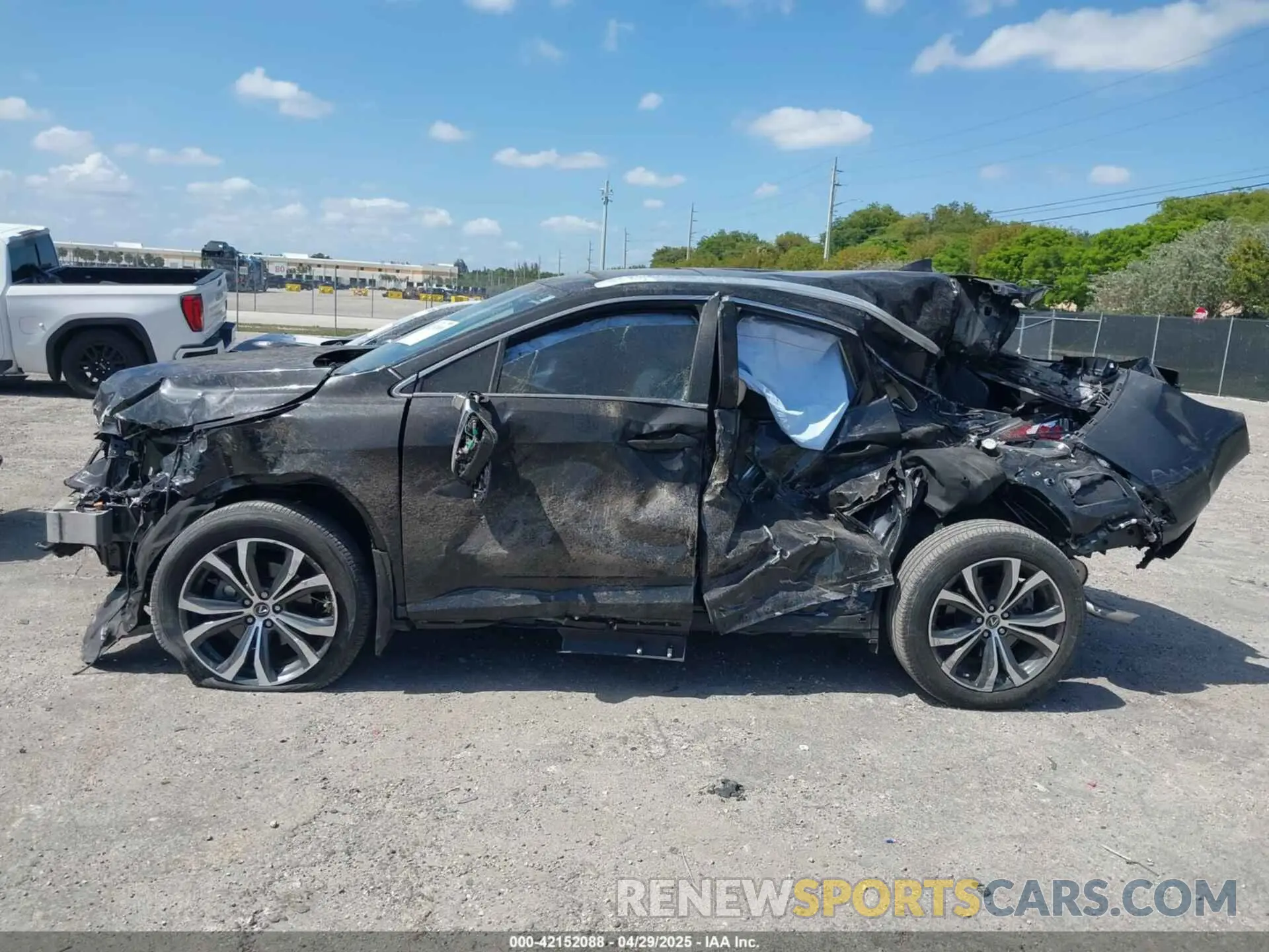 14 Photograph of a damaged car 2T2HZMAA9NC240955 LEXUS RX 350 2022