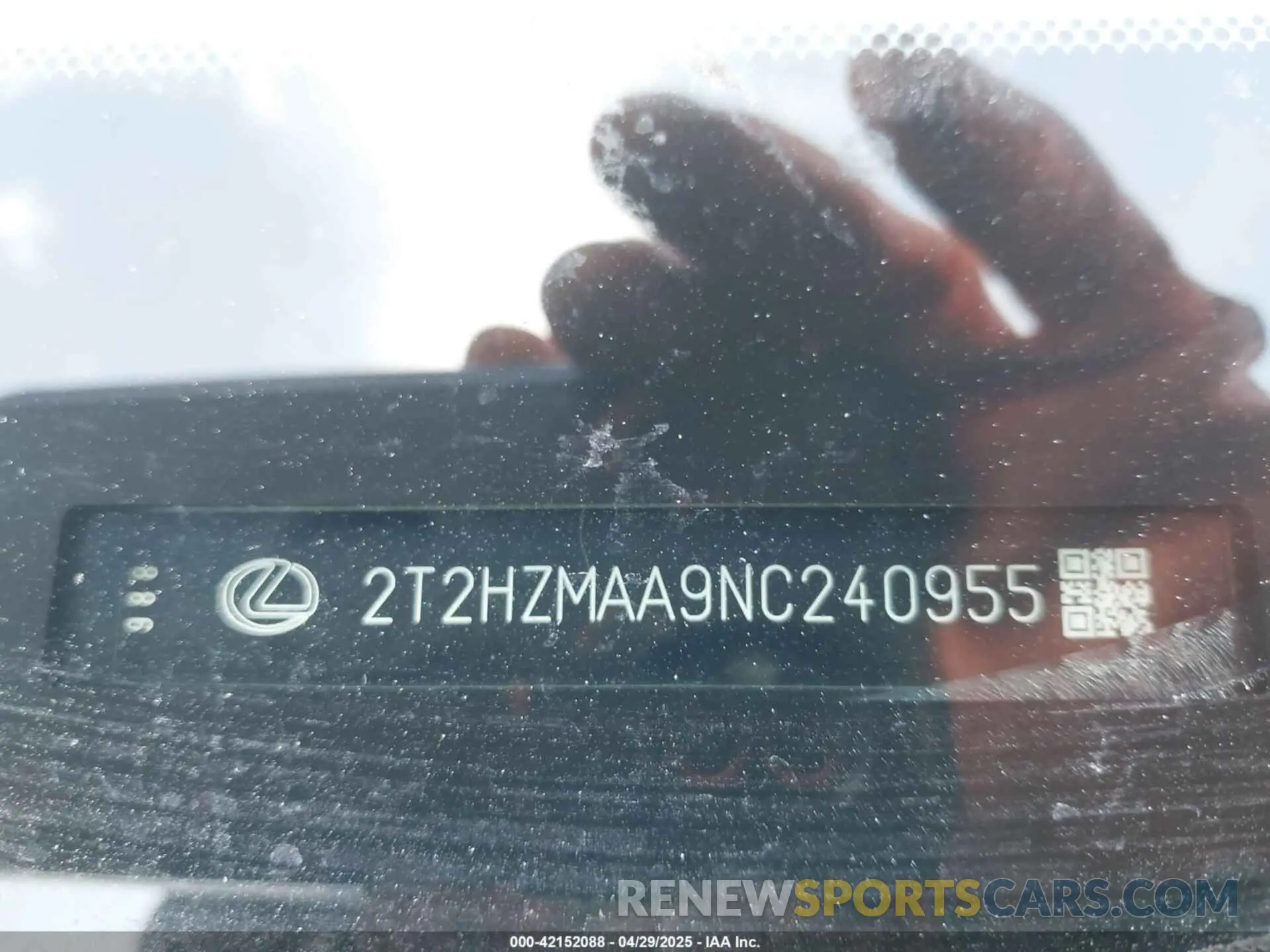 9 Photograph of a damaged car 2T2HZMAA9NC240955 LEXUS RX 350 2022