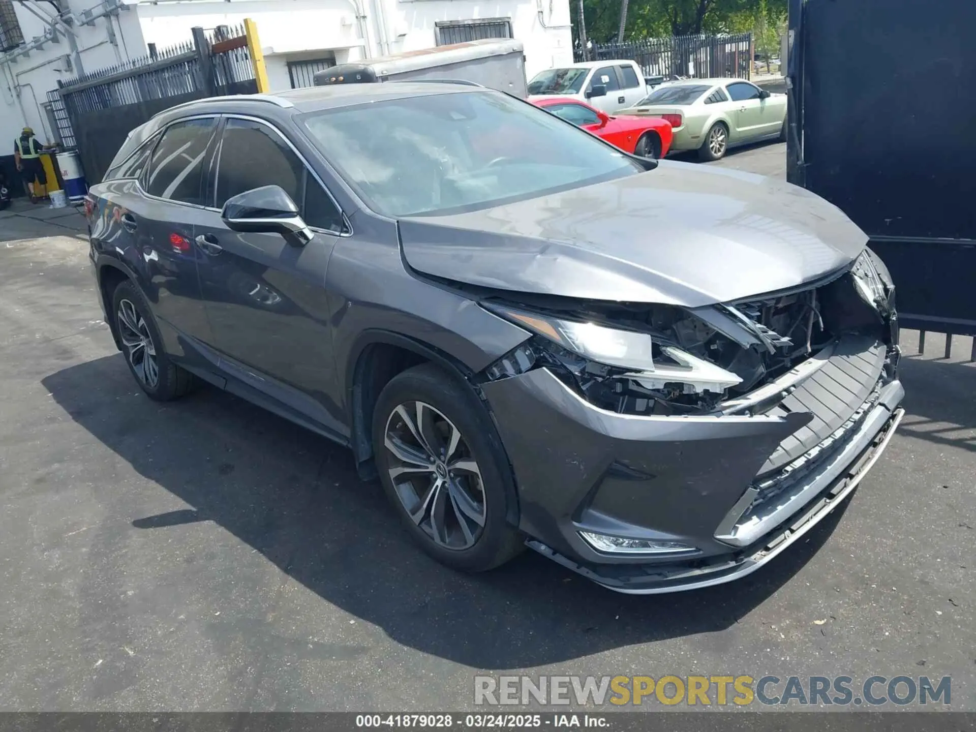 1 Photograph of a damaged car 2T2HZMAAXNC228510 LEXUS RX 350 2022
