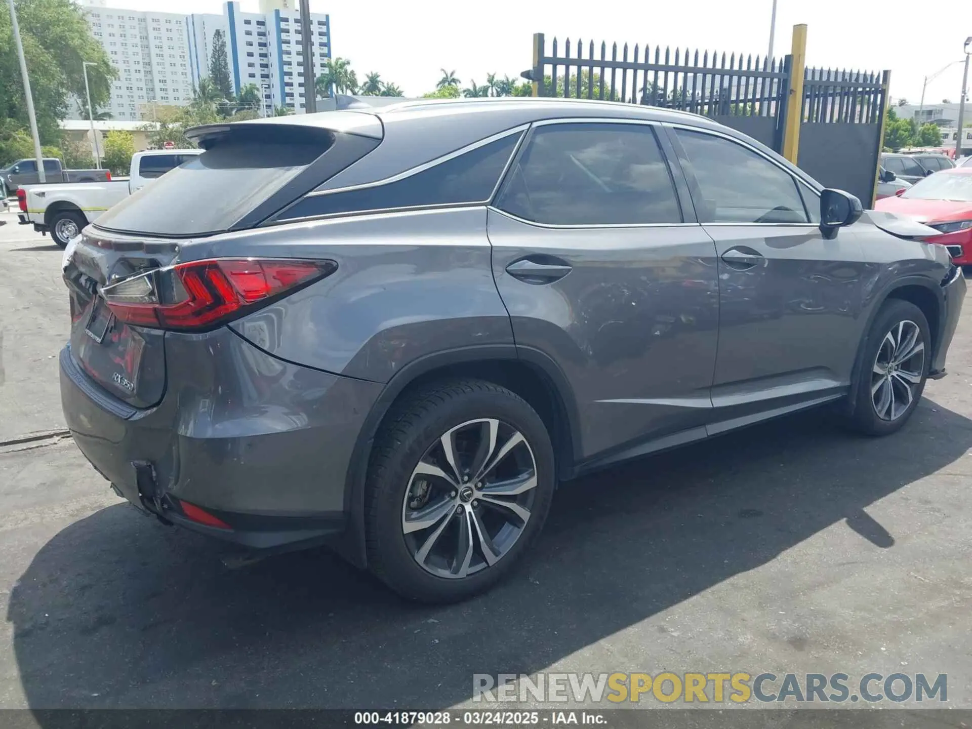 4 Photograph of a damaged car 2T2HZMAAXNC228510 LEXUS RX 350 2022