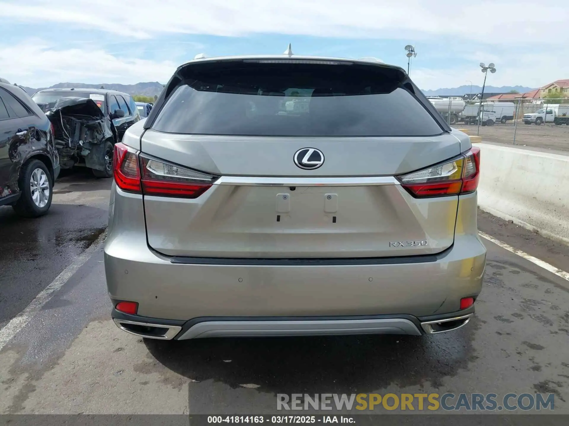 16 Photograph of a damaged car 2T2HZMDA4NC349643 LEXUS RX 350 2022