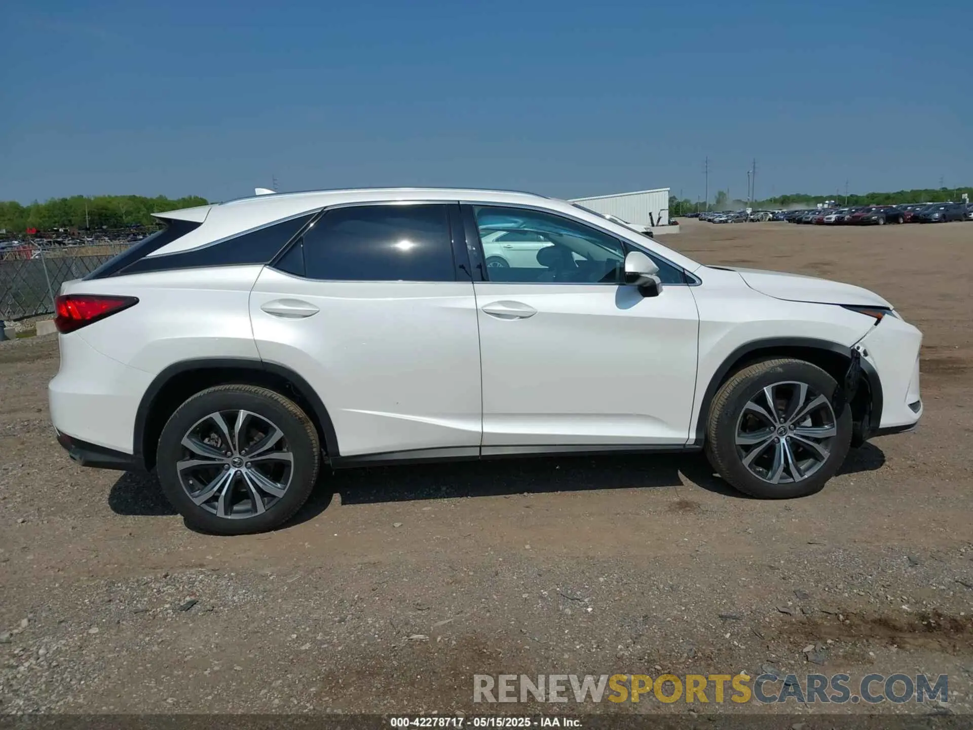 13 Photograph of a damaged car 2T2HZMDA5NC351692 LEXUS RX 350 2022