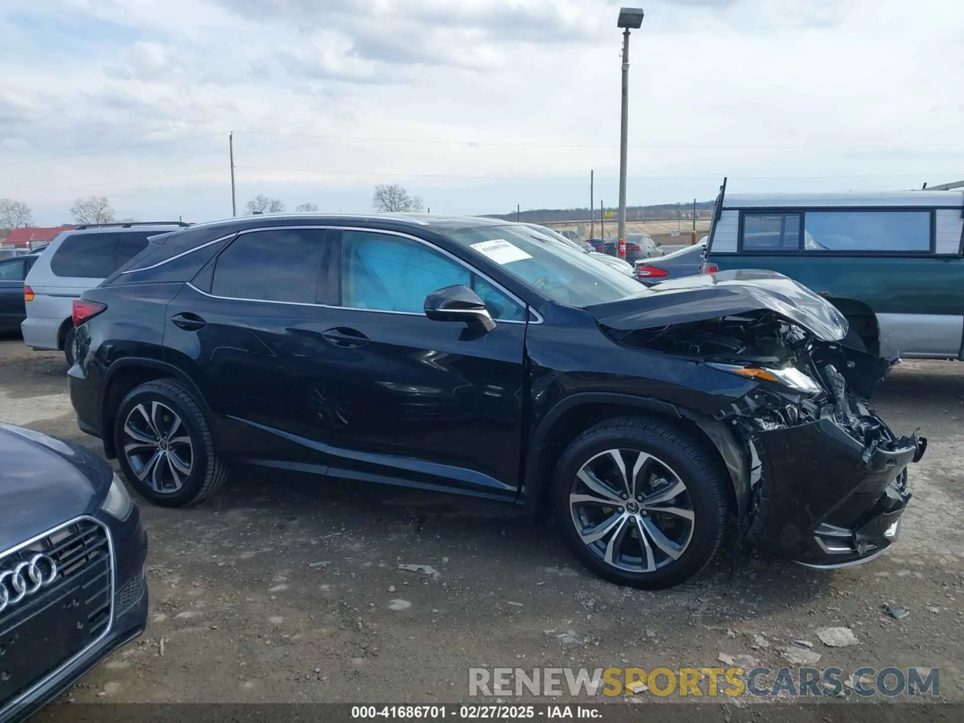 13 Photograph of a damaged car 2T2HZMDA8NC328150 LEXUS RX 350 2022