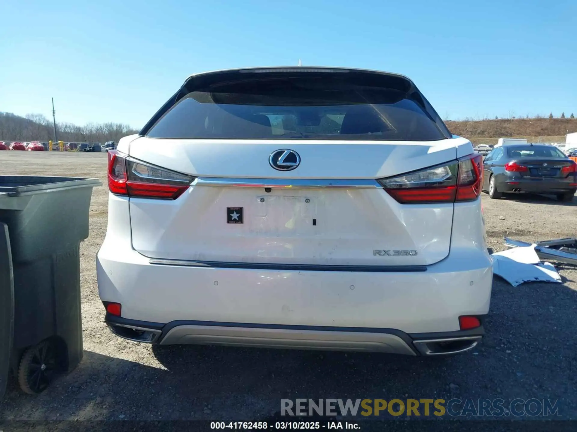 17 Photograph of a damaged car 2T2HZMDAXNC313410 LEXUS RX 350 2022