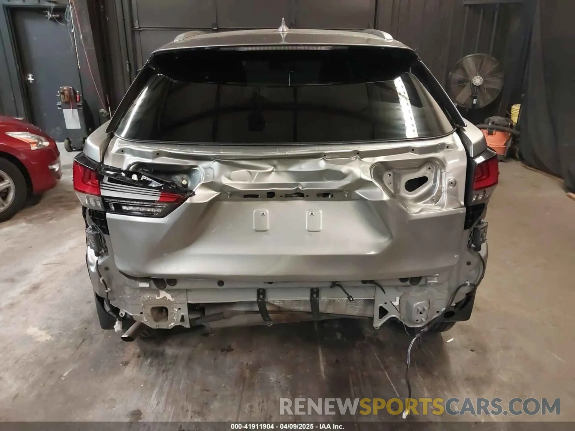 17 Фотография поврежденного автомобиля 2T2YZMDA9NC353316 LEXUS RX 350 2022
