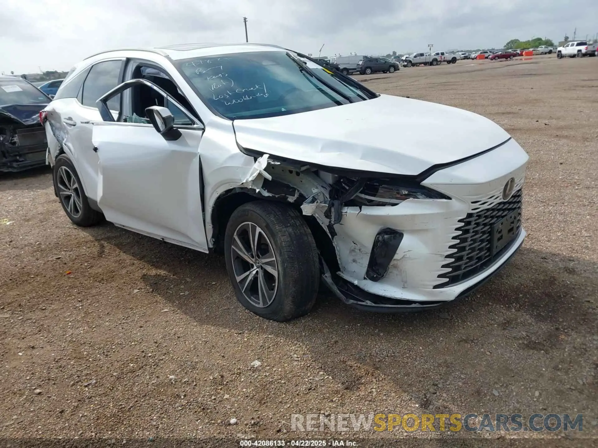 1 Фотография поврежденного автомобиля 2T2BAMBA1PC019509 LEXUS RX 350 2023