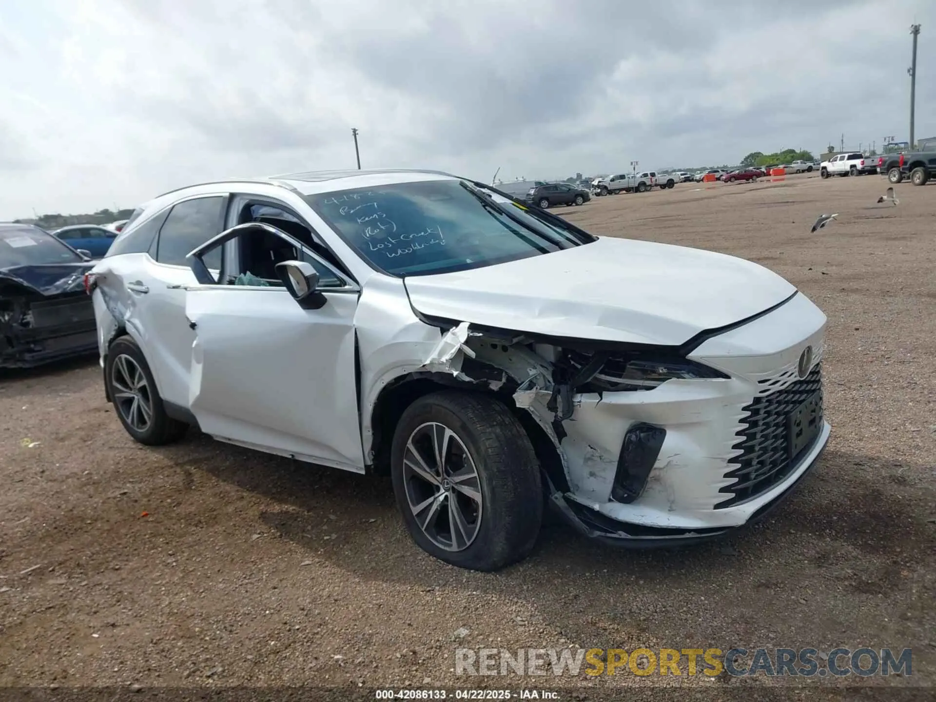 13 Фотография поврежденного автомобиля 2T2BAMBA1PC019509 LEXUS RX 350 2023