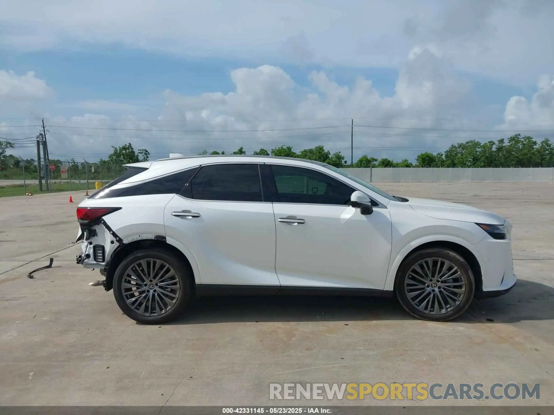 14 Photograph of a damaged car 2T2BAMBA5PC003698 LEXUS RX 350 2023